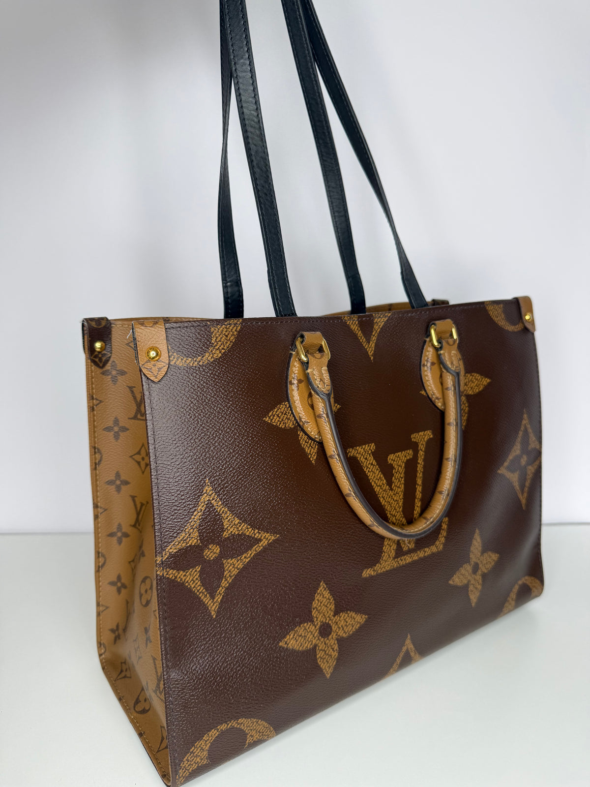 Louis Vuitton OnTheGo GM Monogram Giant Tote