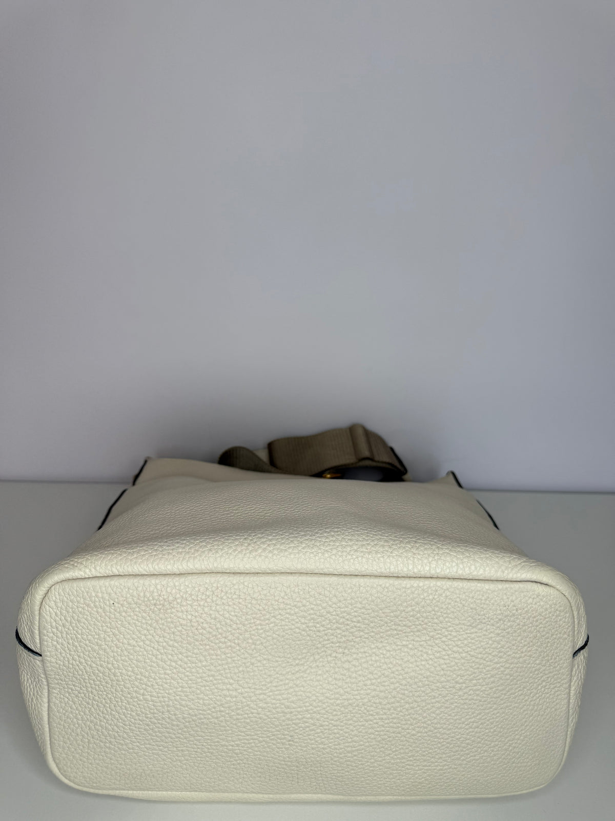 Prada Off White Vitello Daino Leather Zip Messenger Bag