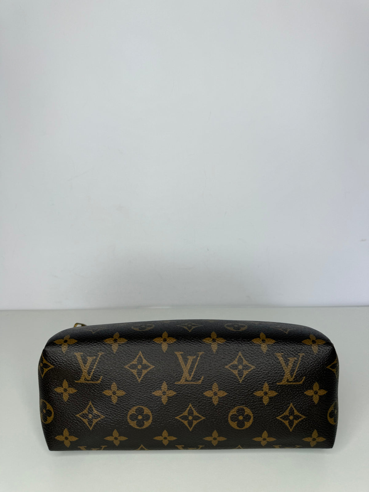 Louis Vuitton Monogram Pallas Beauty Case