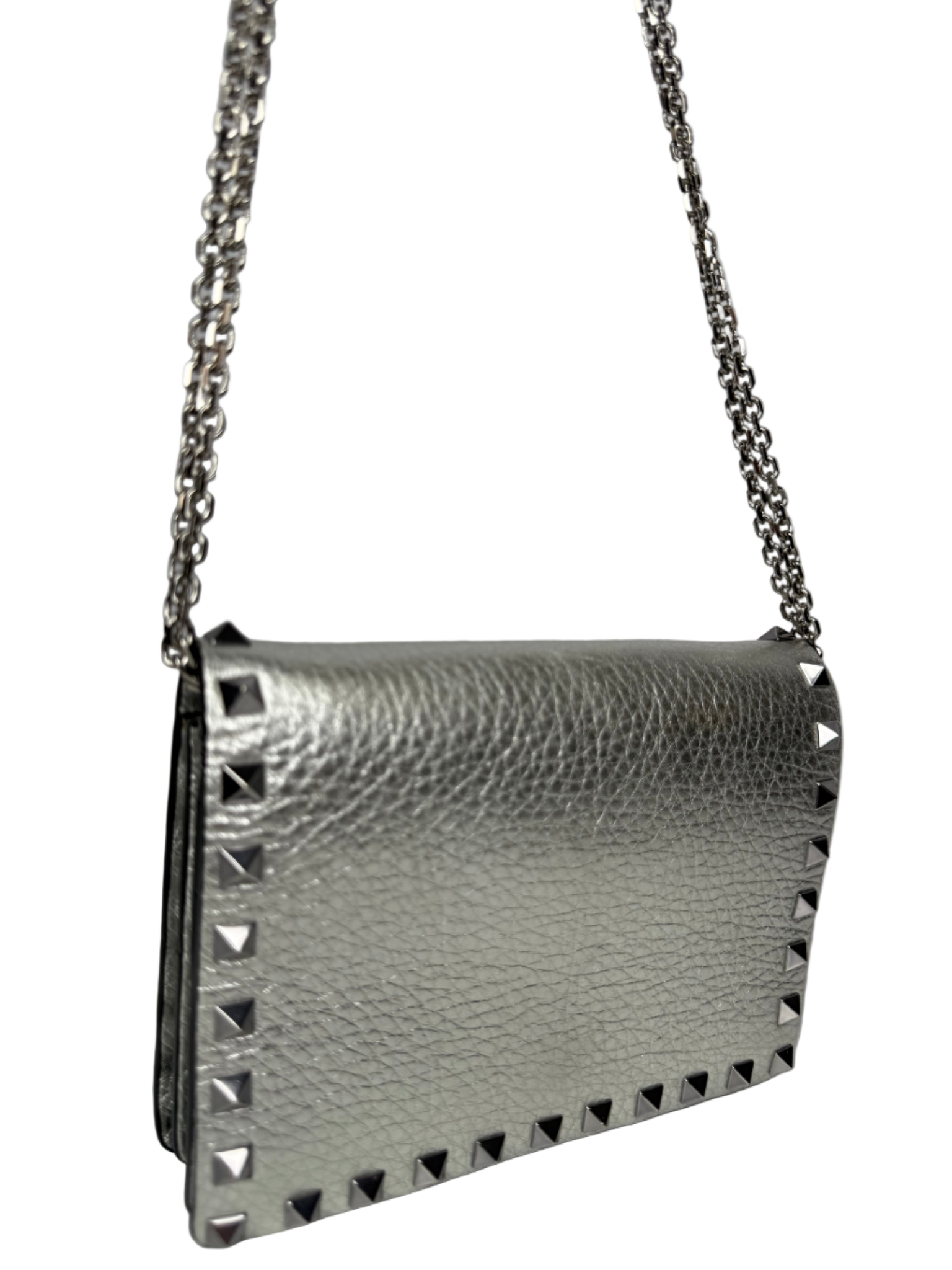 Valentino Garavani Rockstud Metallic Crackled Leather Clutch Bag