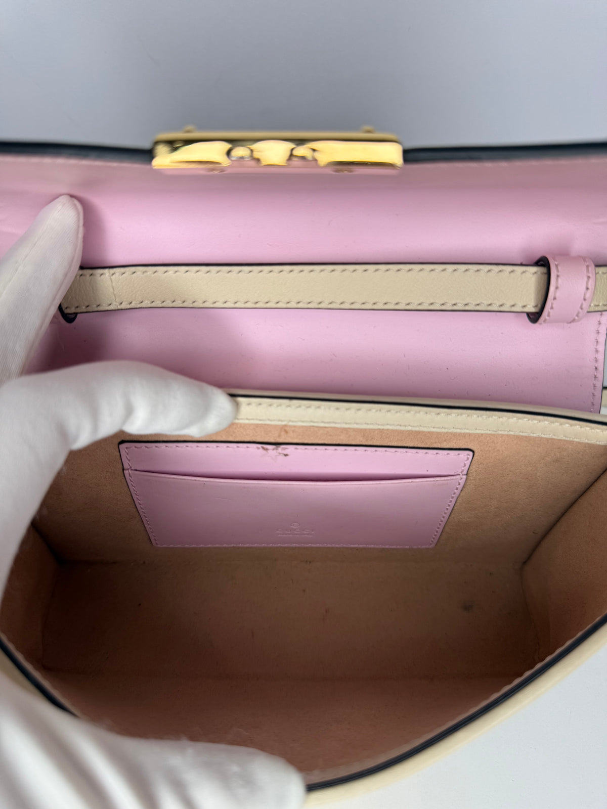 Gucci Mini Les Pommes GG Supreme Padlock Bag