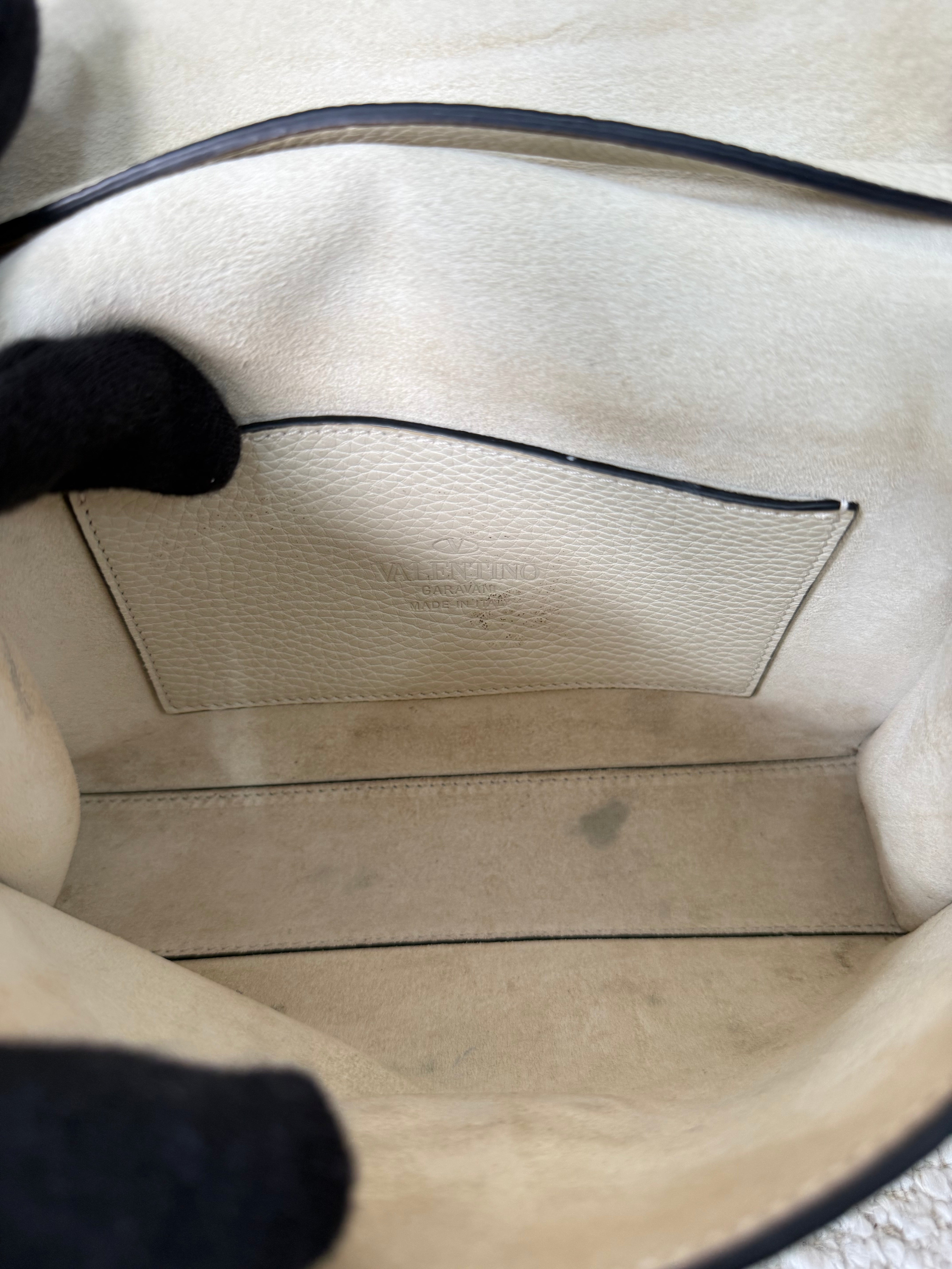 Valentino Garavani Small Rockstud Grainy Calfskin Crossbody Bag Ivory