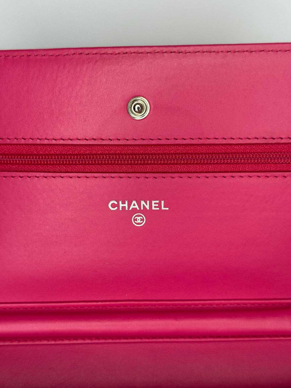 Chanel Pink Lizard Embossed Classic Wallet On Chain
