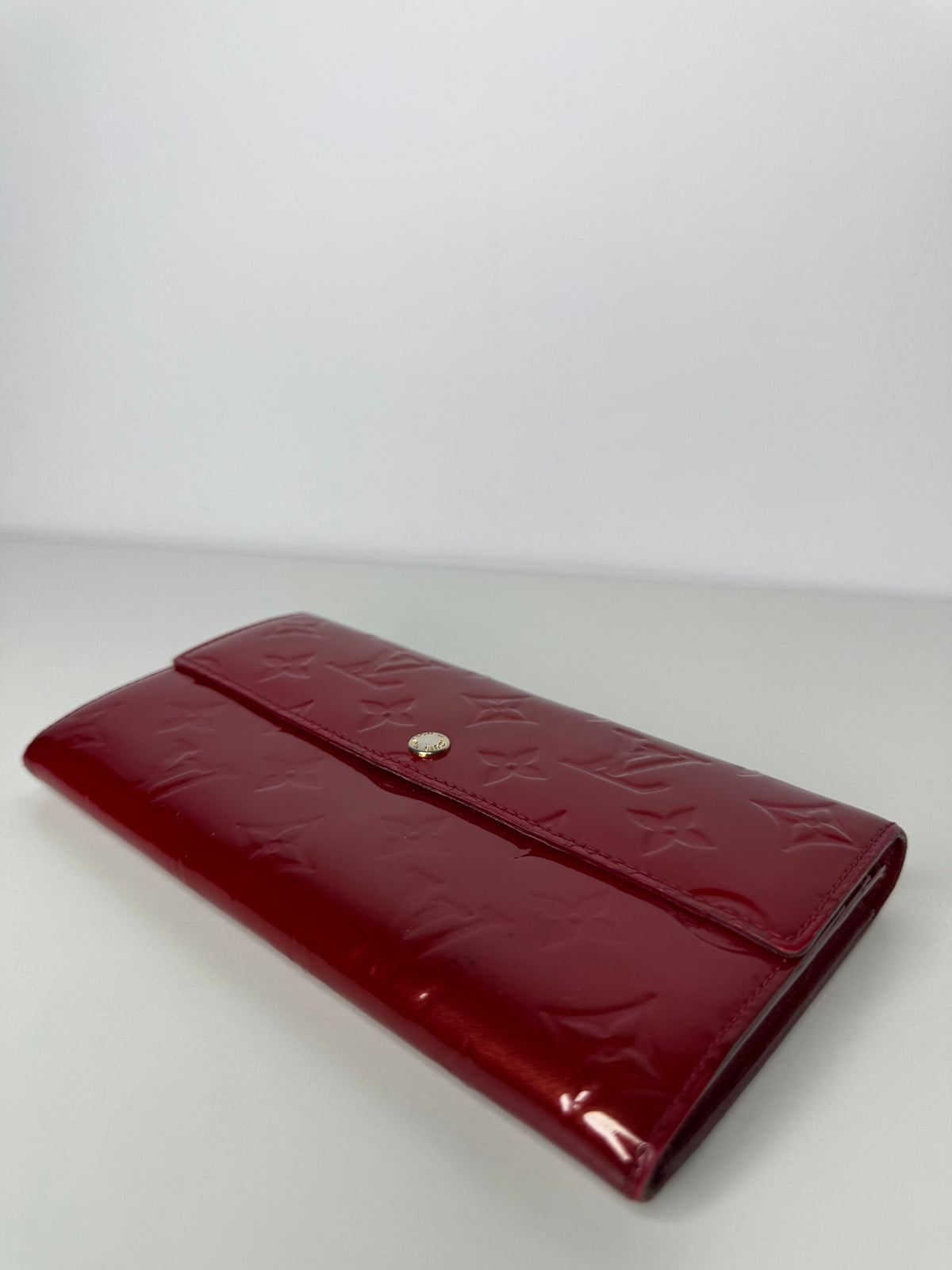 Louis Vuitton Red Monogram Vernis Sarah Wallet