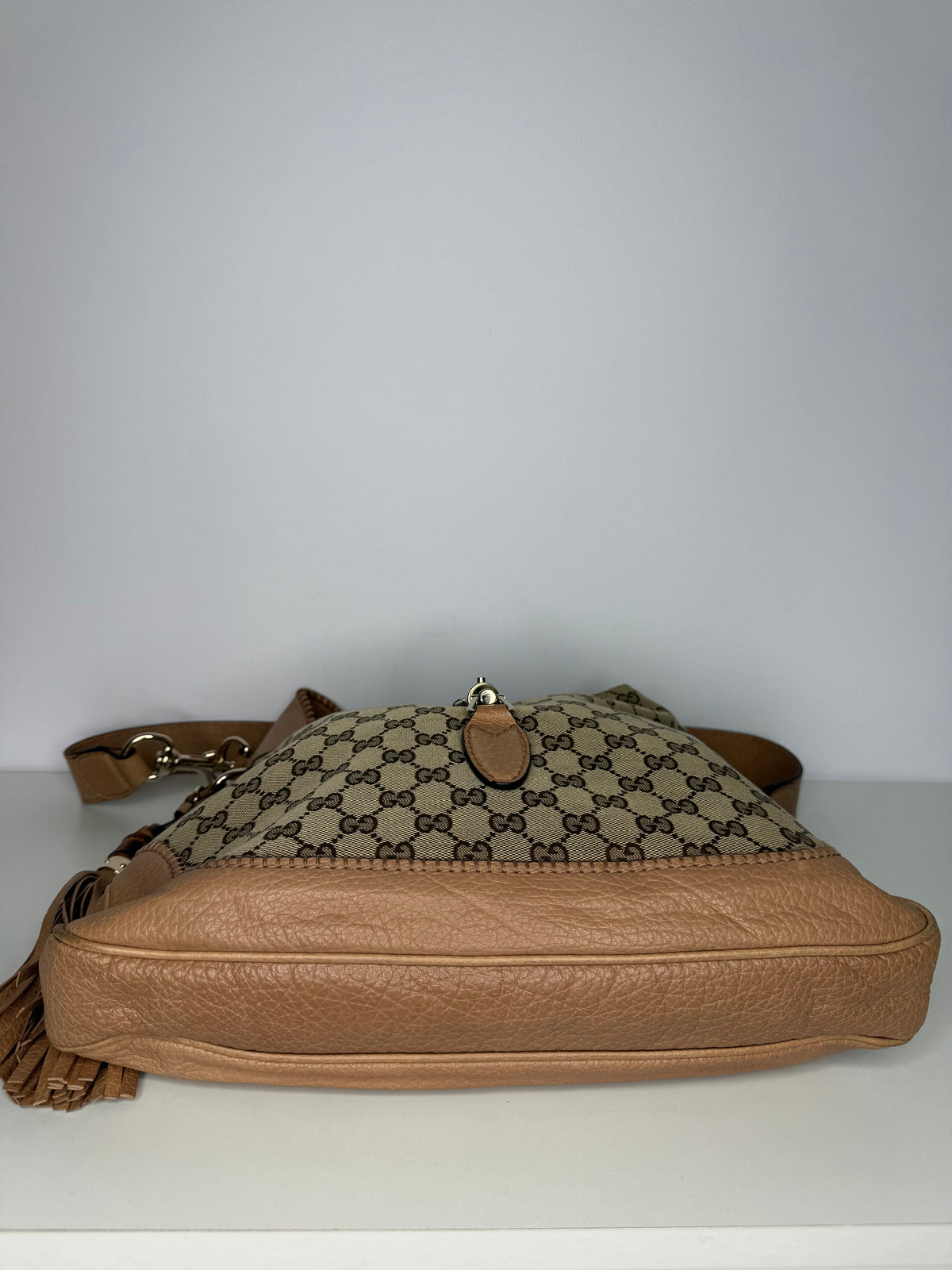 Gucci GG Canvas Large Jackie Shoulder Bag Brown