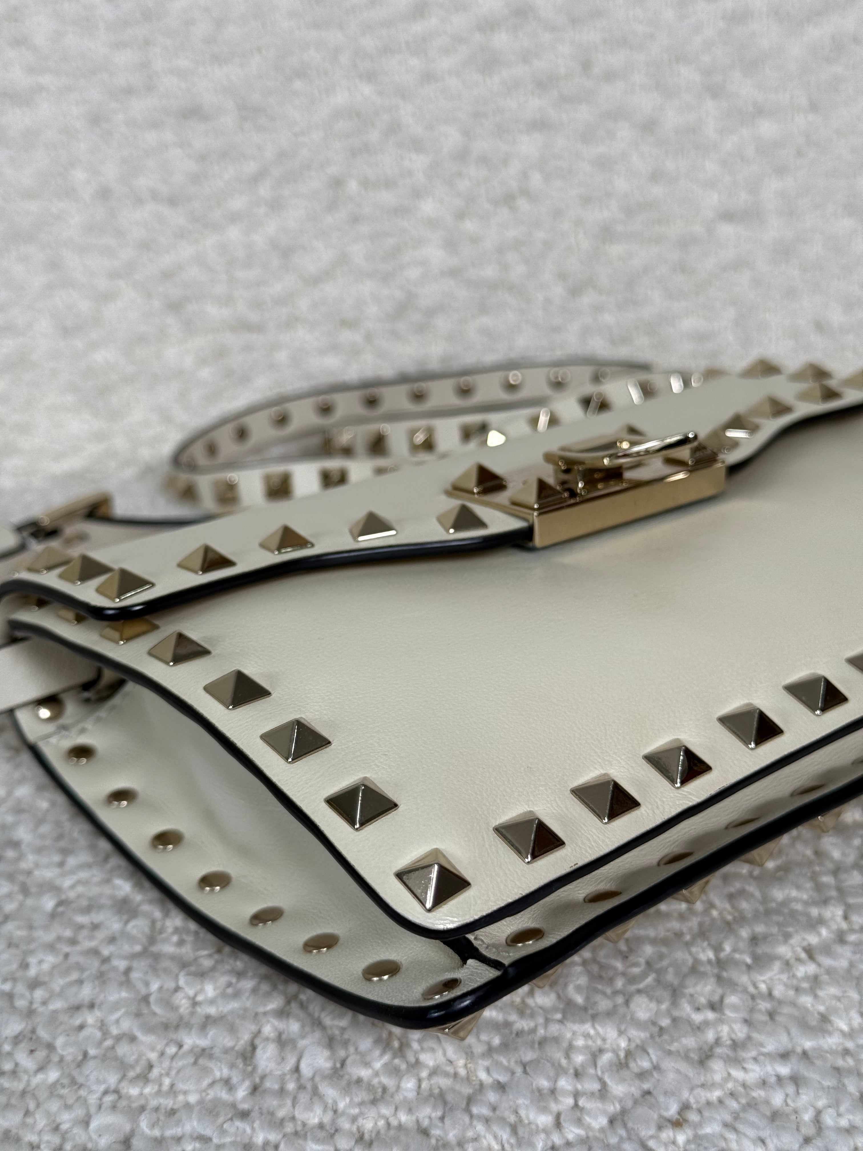 Valentino Garavani Rockstud Smooth Calfskin Crossbody Bag Ivory
