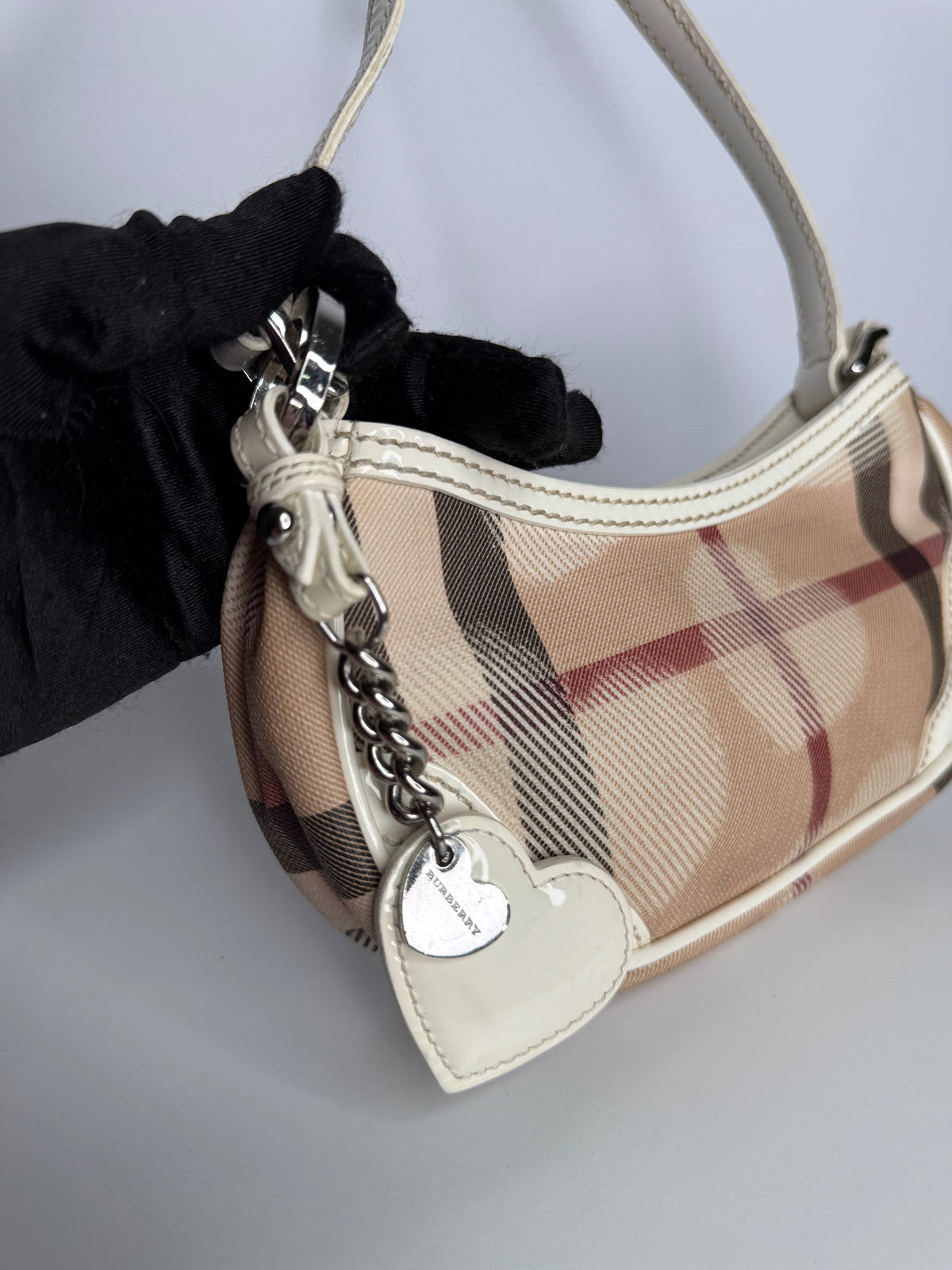 Burberry Painted Hearts Nova Check Pochette