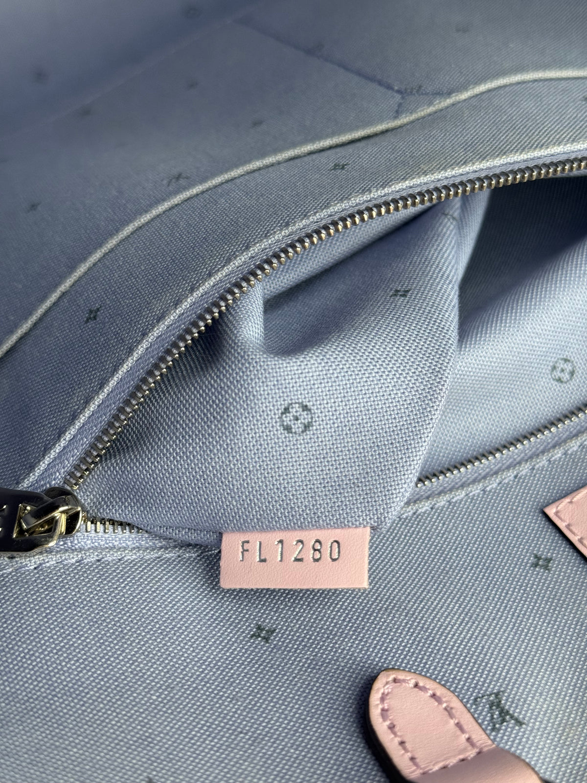 Louis Vuitton Limited Edition OnTheGo GM Tote Escale Monogram Giant Pastel