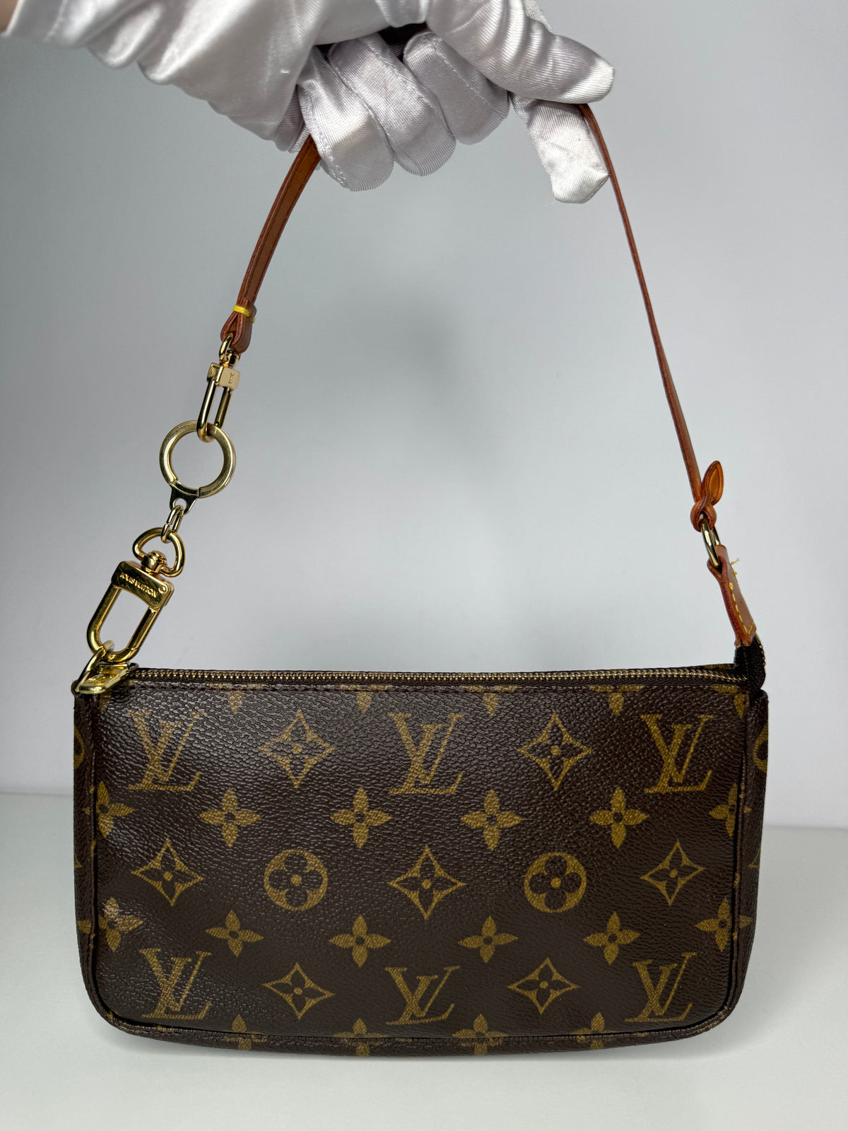 Louis Vuitton Pochette Accessories Monogram Canvas with Extender Key Ring