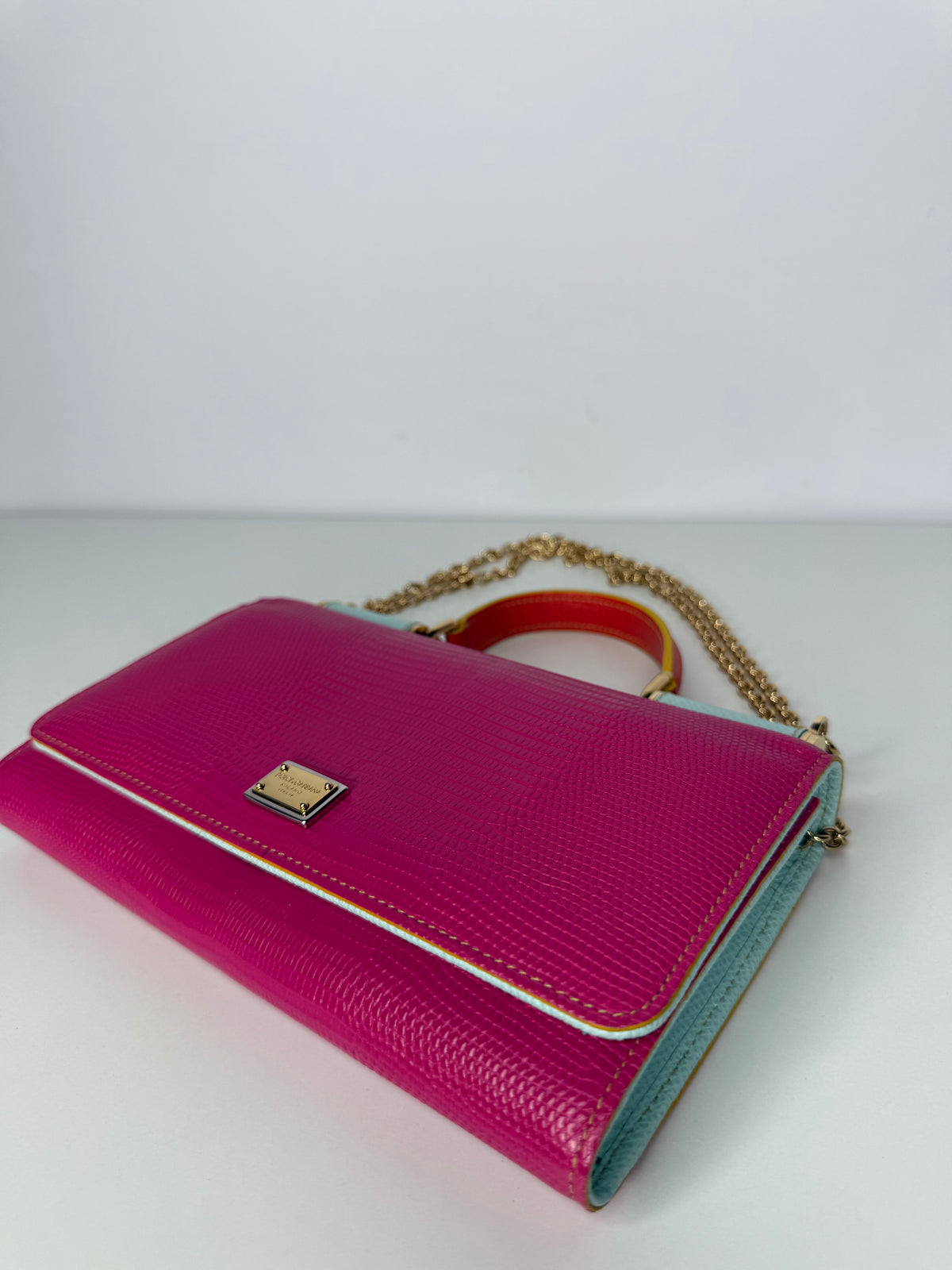 Dolce Gabbana Pink Lizard Embossed Wallet On Chain