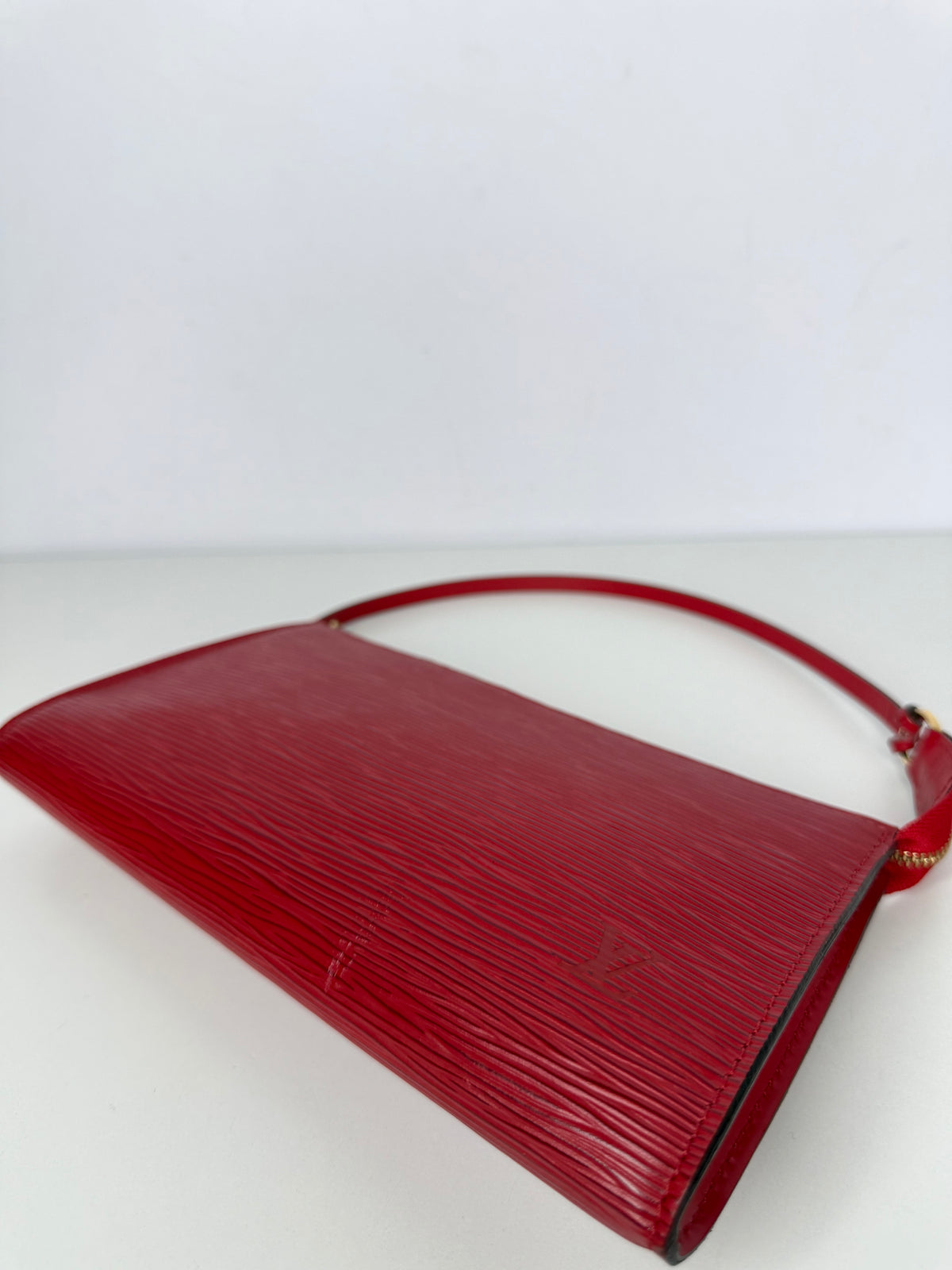 Louis Vuitton Pochette Accessoires Red Epi Leather