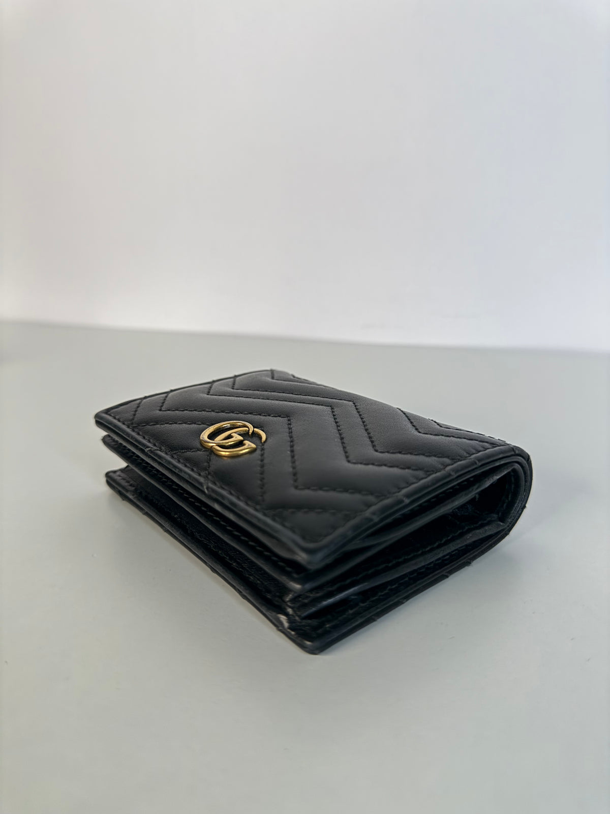 Gucci GG Marmont Black Calfskin Matelasse Card Case Wallet