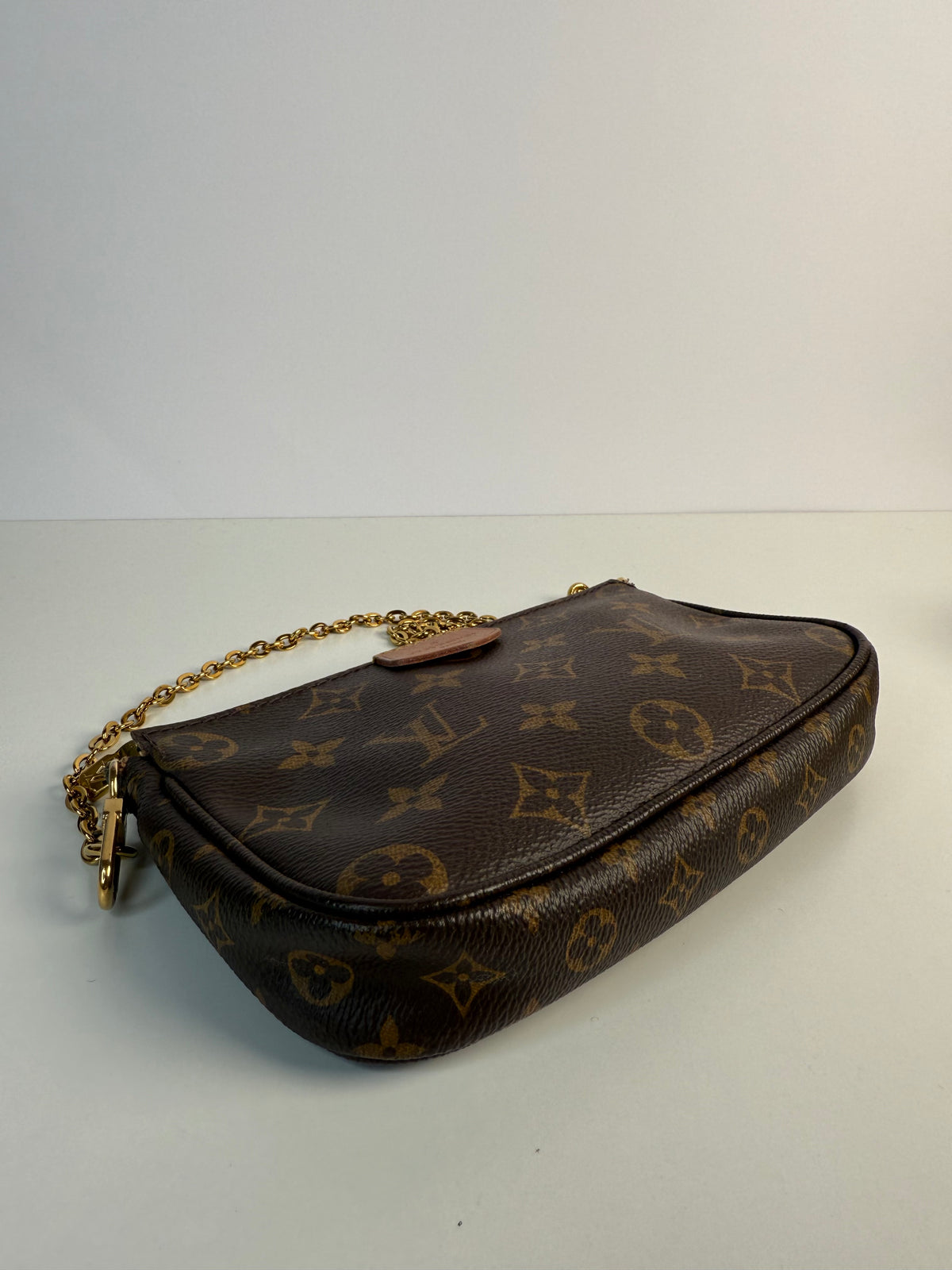 Louis Vuitton Multi Pochette Accessoires Khaki Strap Monogram Canvas