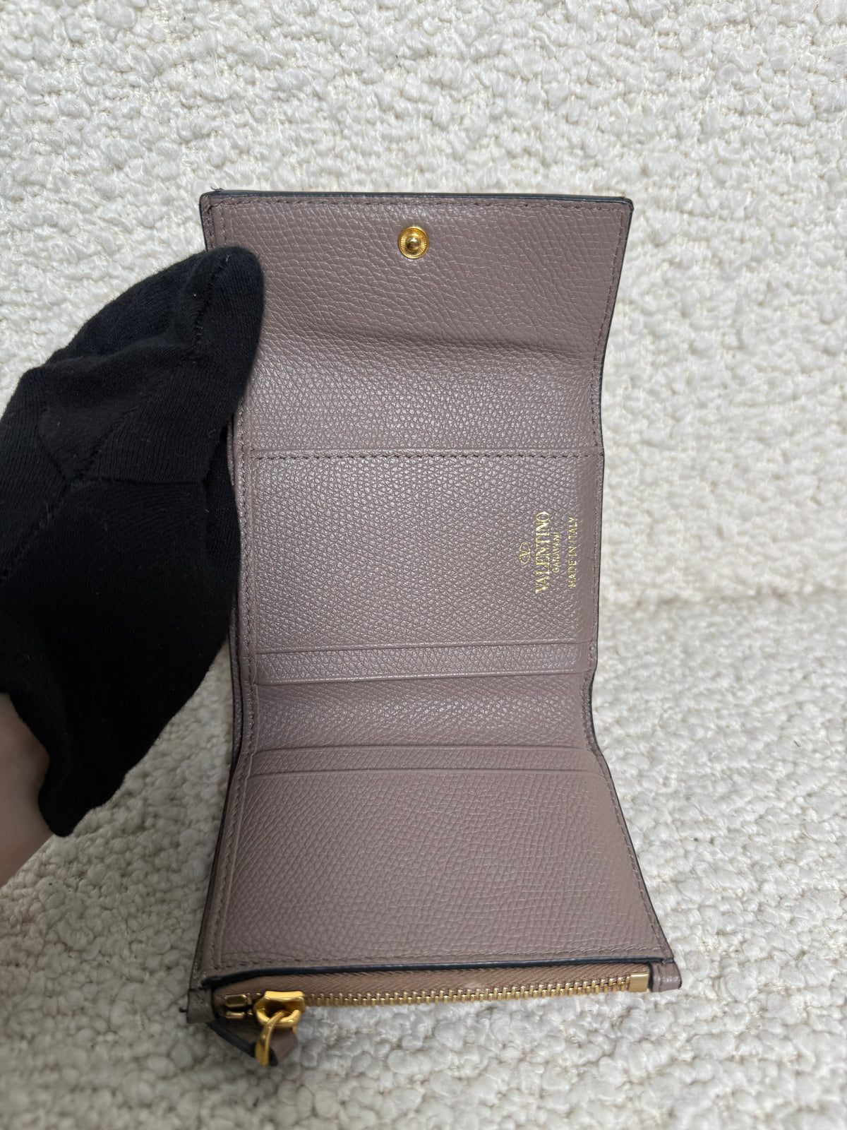 Valentino Garavani V-sling Wallet Grey Leather