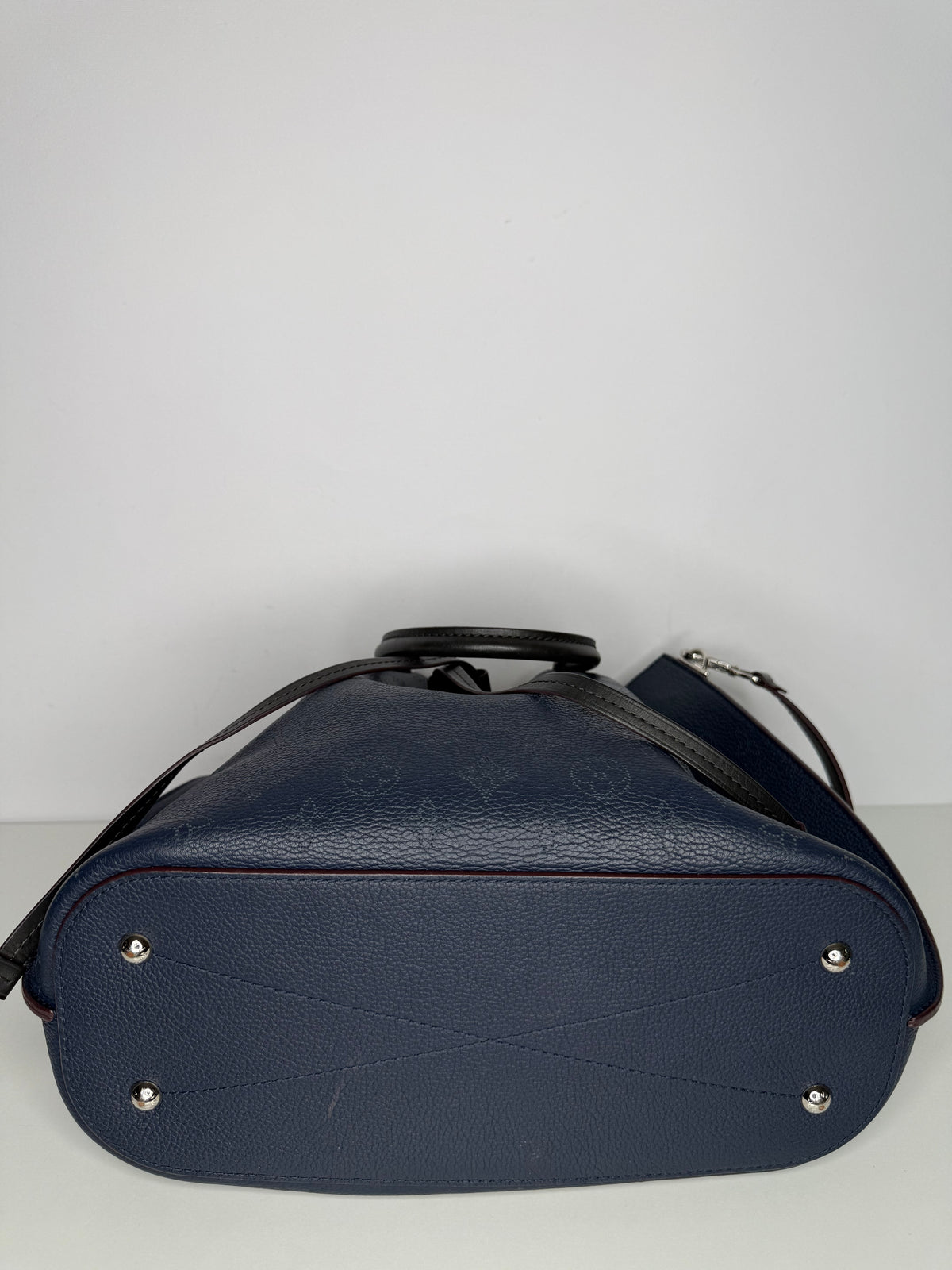 Louis Vuitton Monogram Mahina Girolata Dark Blue