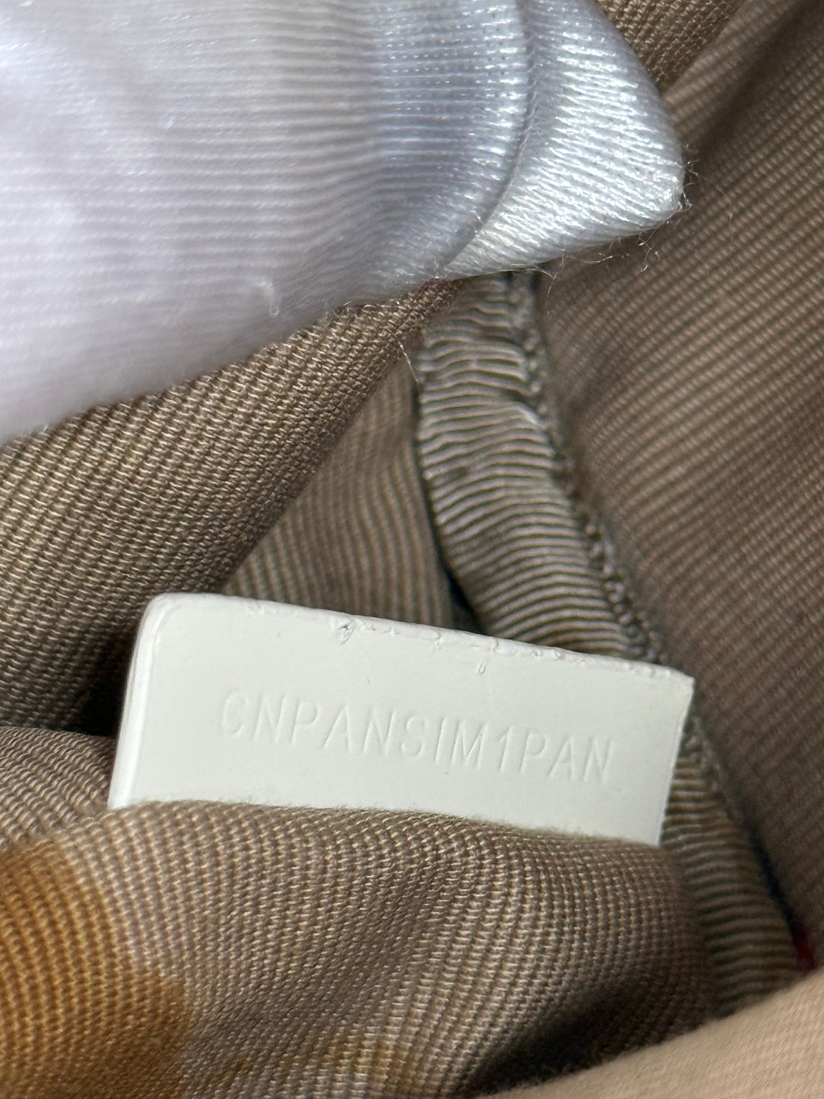 Burberry Nova Check Mini Boat Pochette White Patent Leather (1)