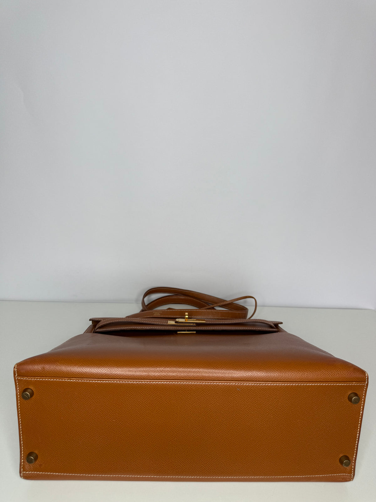 Hermès Kelly 35 Vintage Gold Courchevel Retourne Sellier Gold Hardware