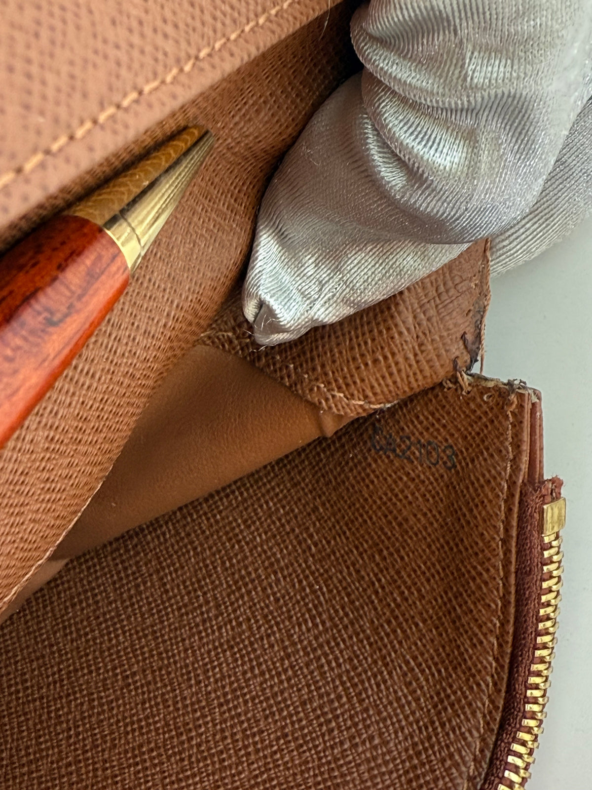 Louis Vuitton Insolite Organizer Monogram Canvas