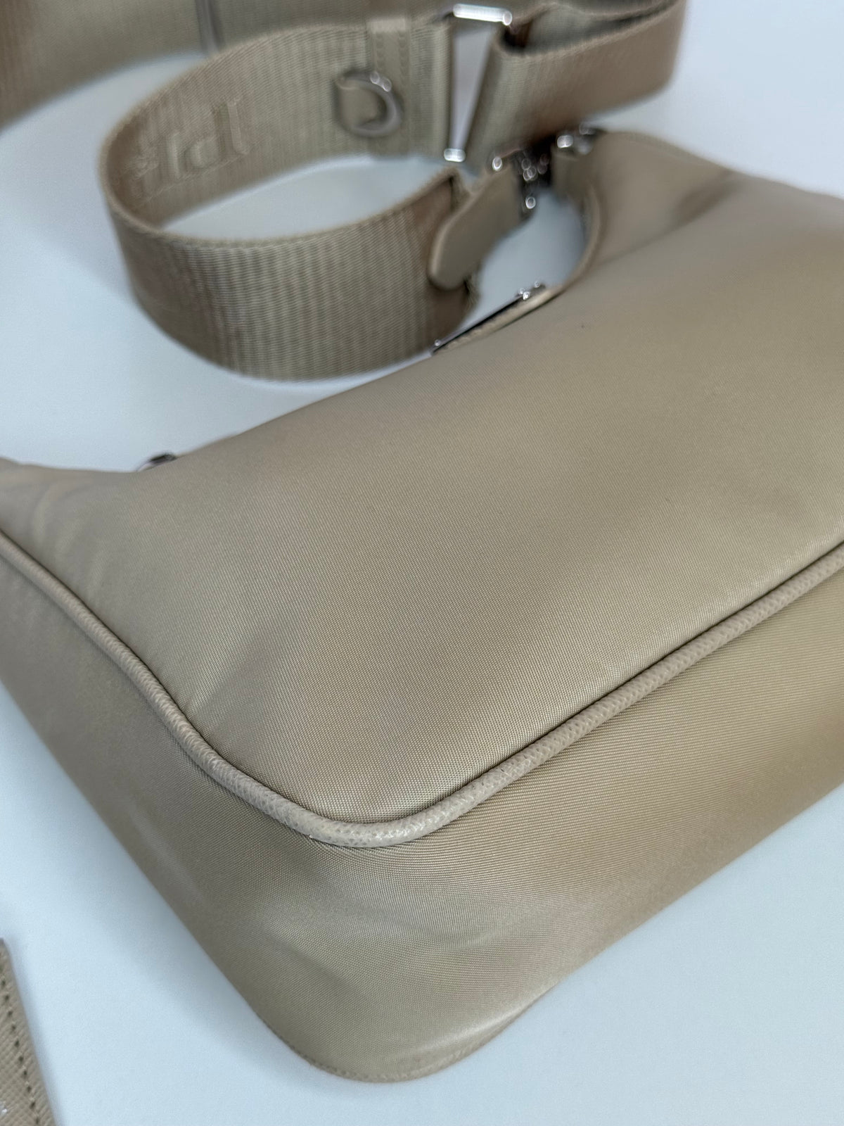 Prada Re-Edition 2005 Re-Nylon Dessert Beige Pochette