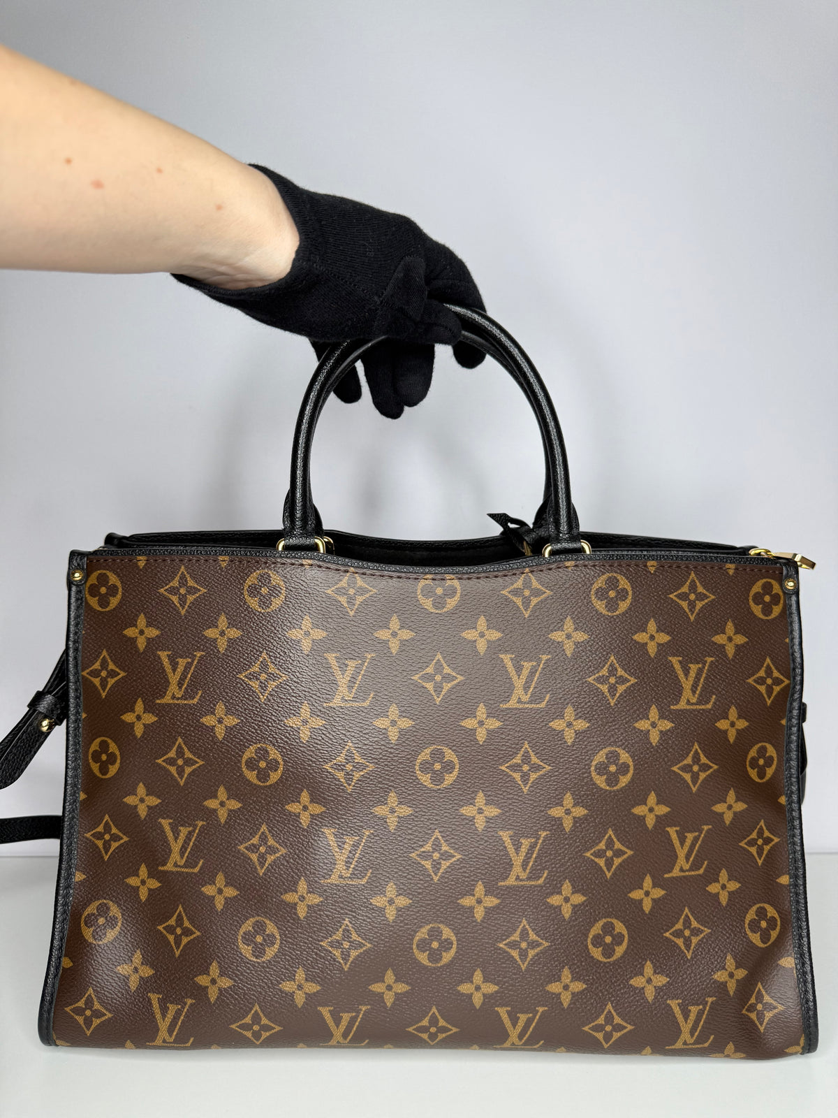 Louis Vuitton Popincourt MM Monogram Canvas