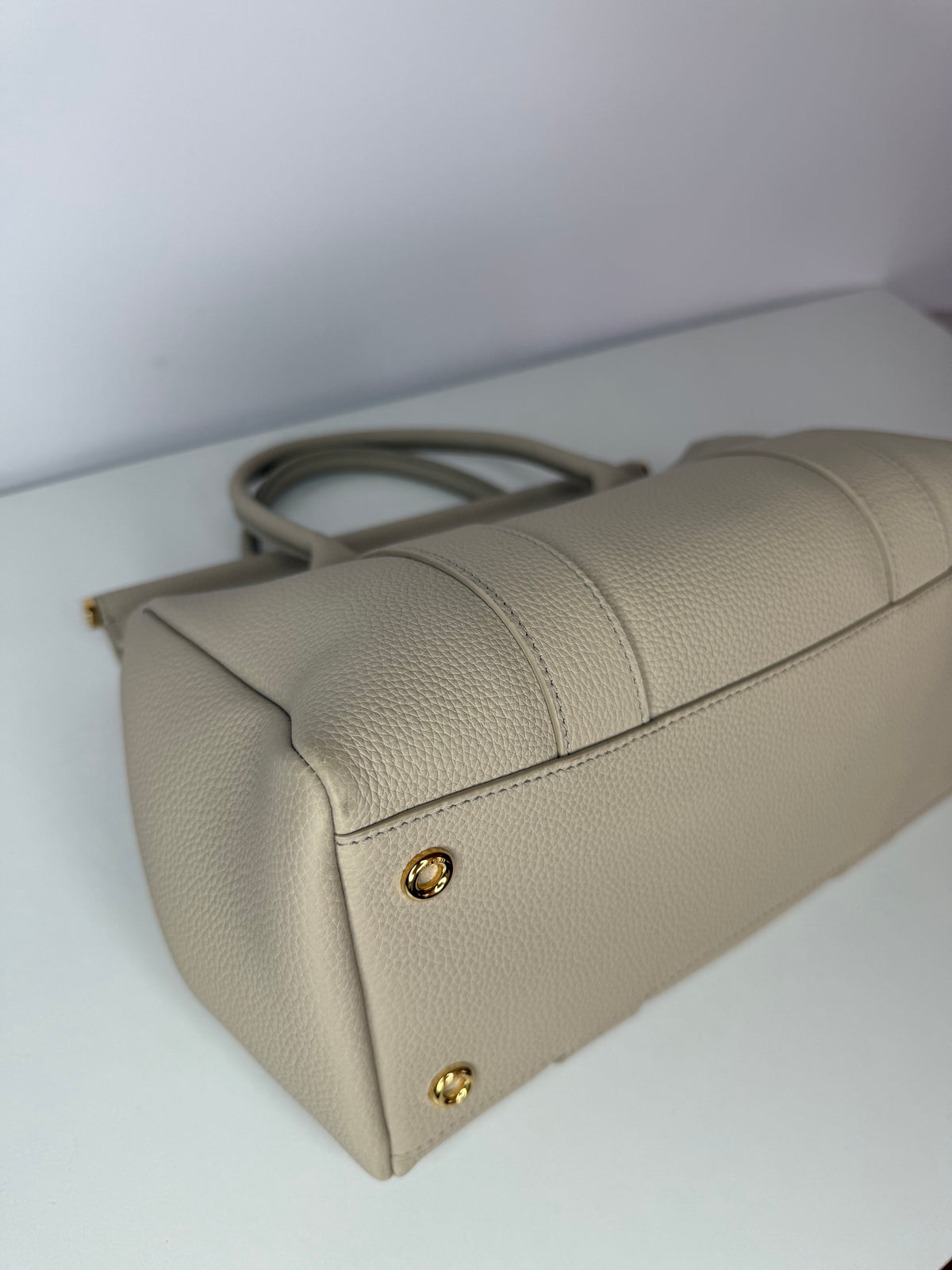 Loro Piana Loom bag L25 Grained Calfskin Light Travertine/Sun Gold