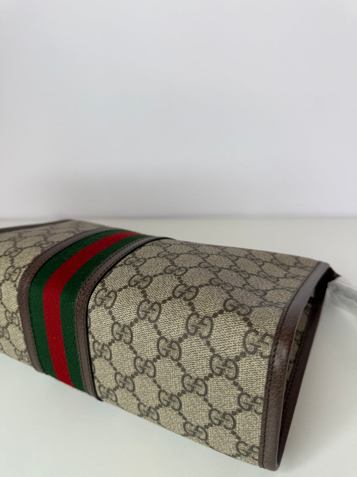 Gucci GG Supreme Canvas Web Ophidia Pouch