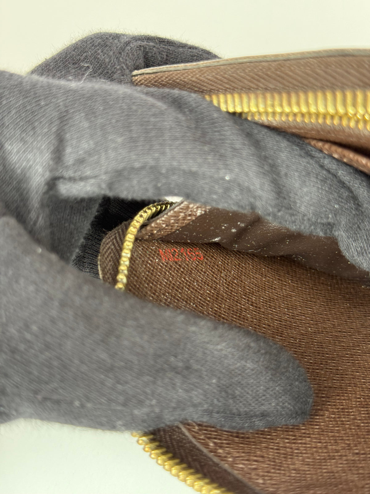 Louis Vuitton Zippy Wallet Damier Ebene Canvas