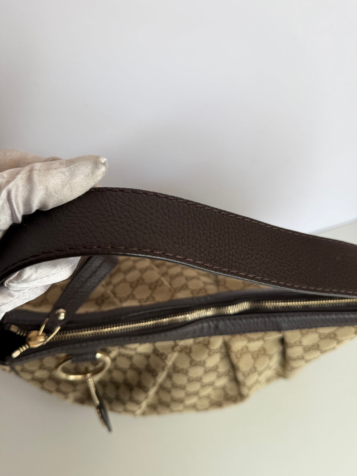 Gucci GG Canvas Medium Sukey Hobo Bag