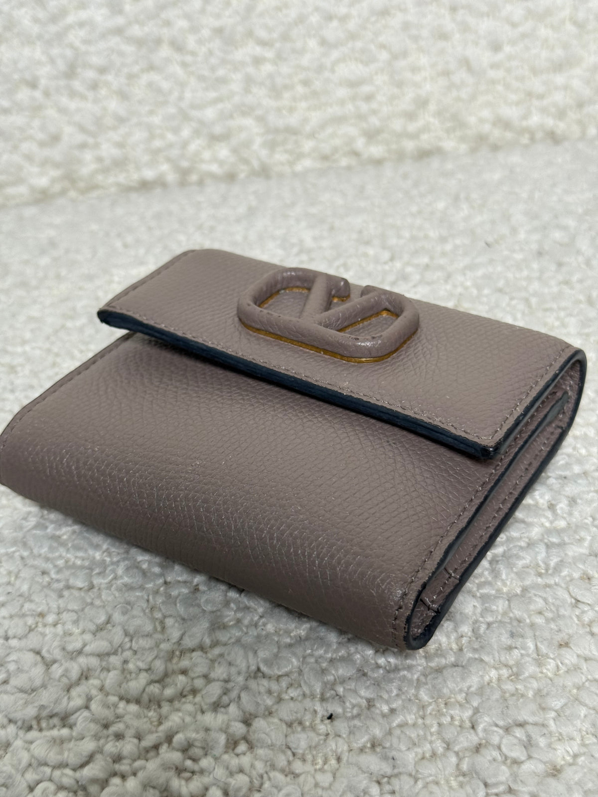 Valentino Garavani V-sling Wallet Grey Leather