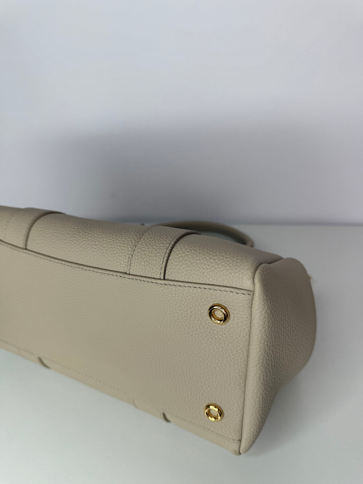 Loro Piana Loom bag L25 Grained Calfskin Light Travertine/Sun Gold