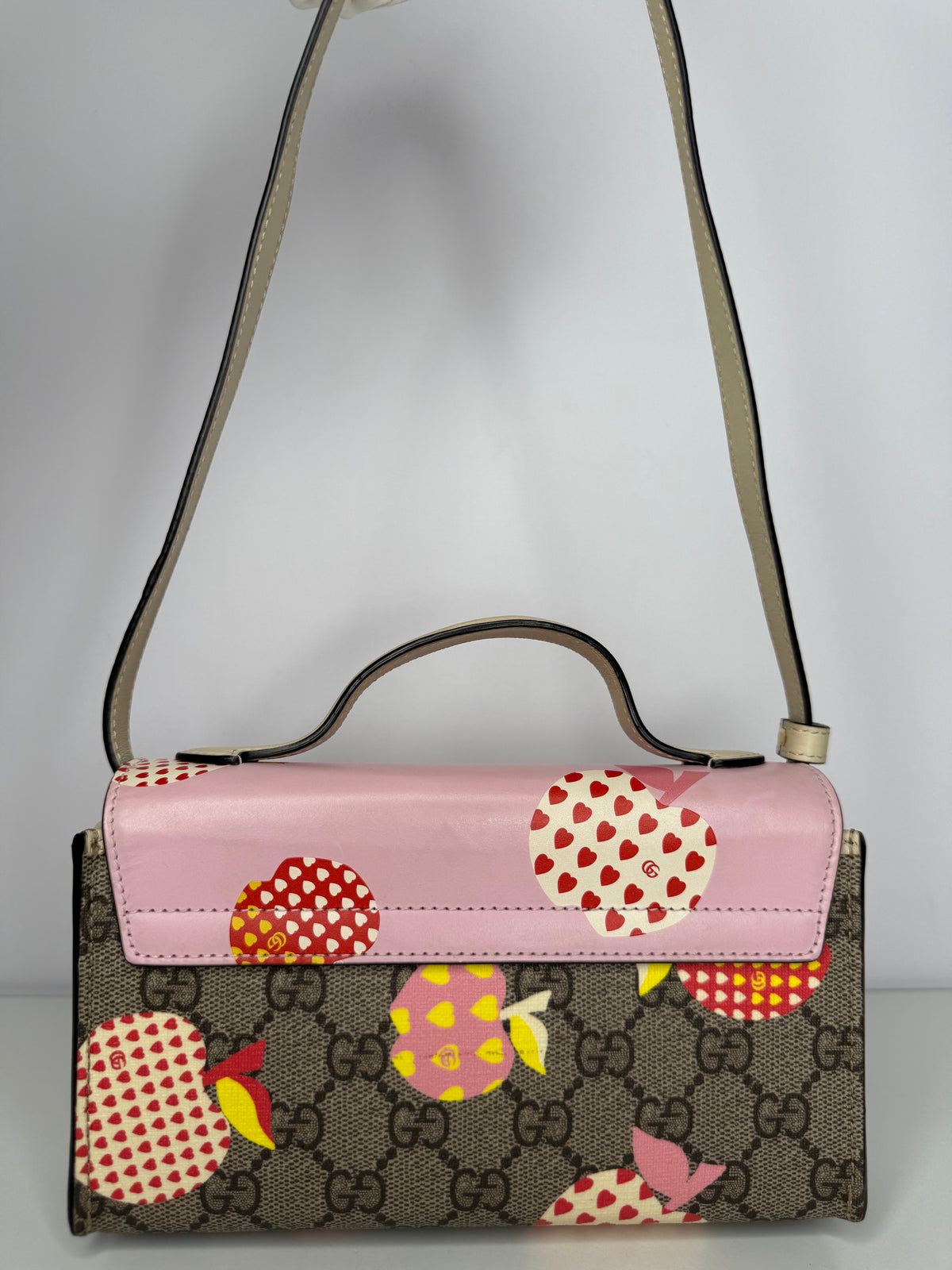 Gucci Mini Les Pommes GG Supreme Padlock Bag