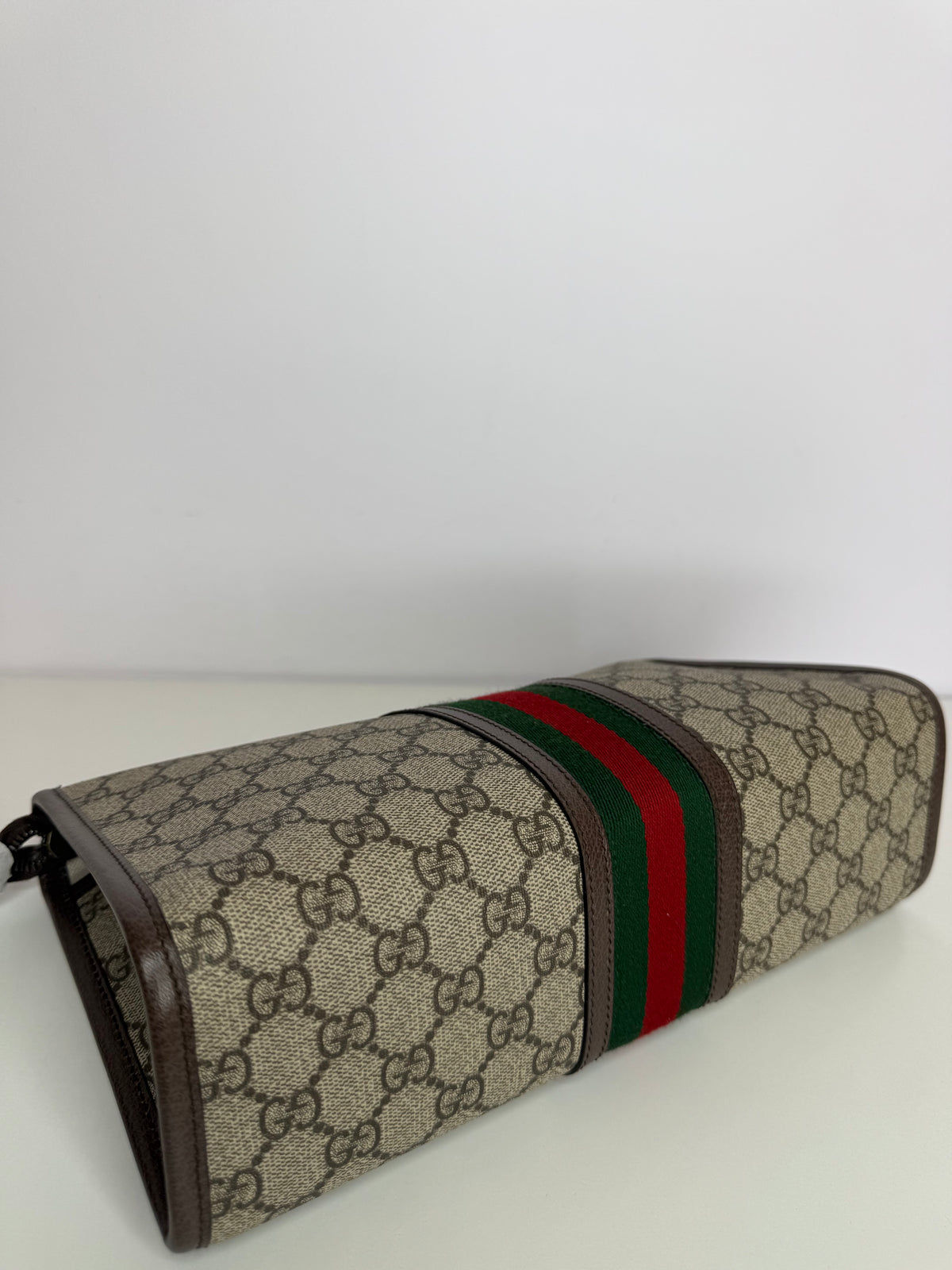 Gucci GG Supreme Canvas Web Ophidia Pouch