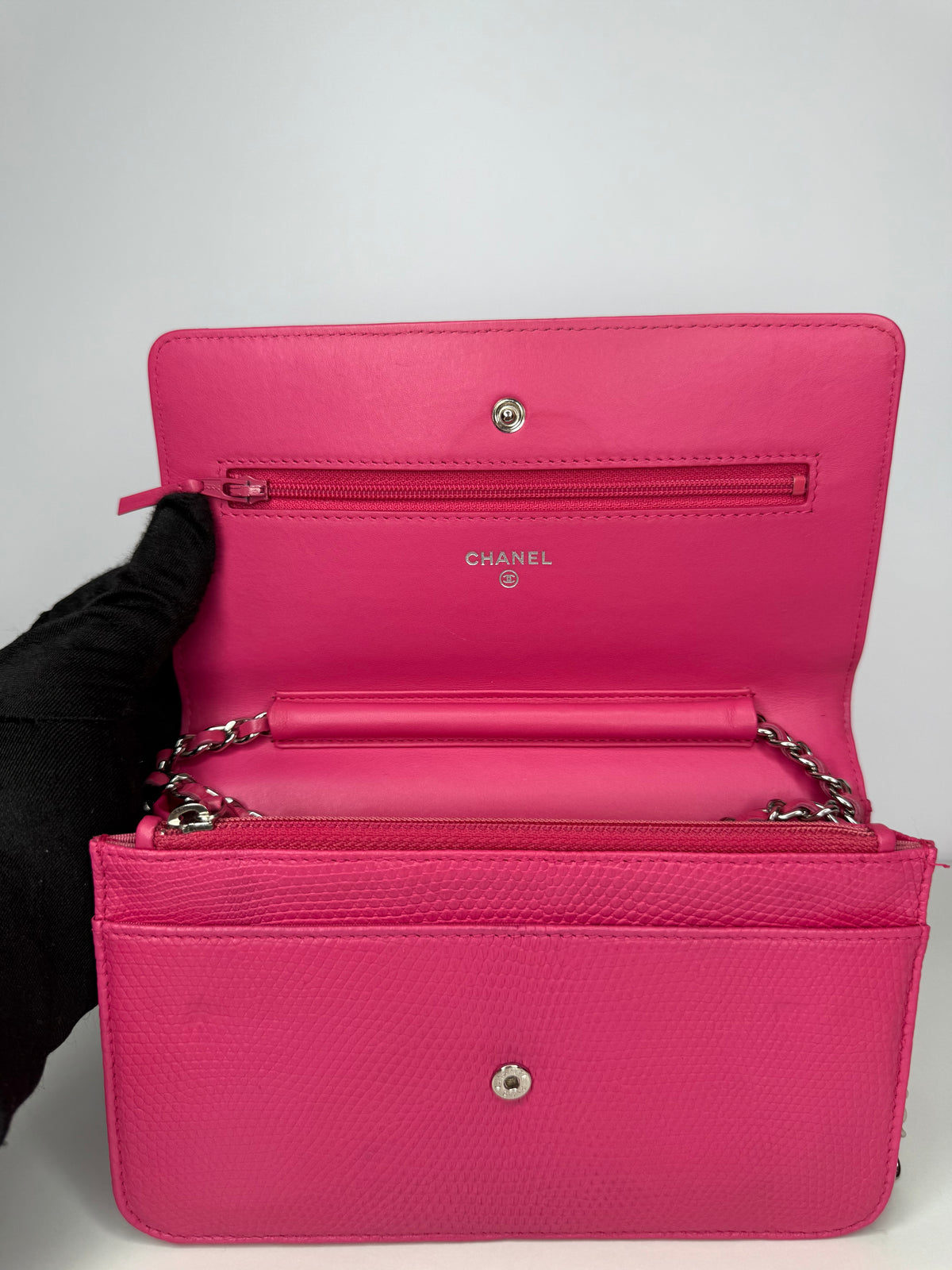 Chanel Pink Lizard Embossed Classic Wallet On Chain