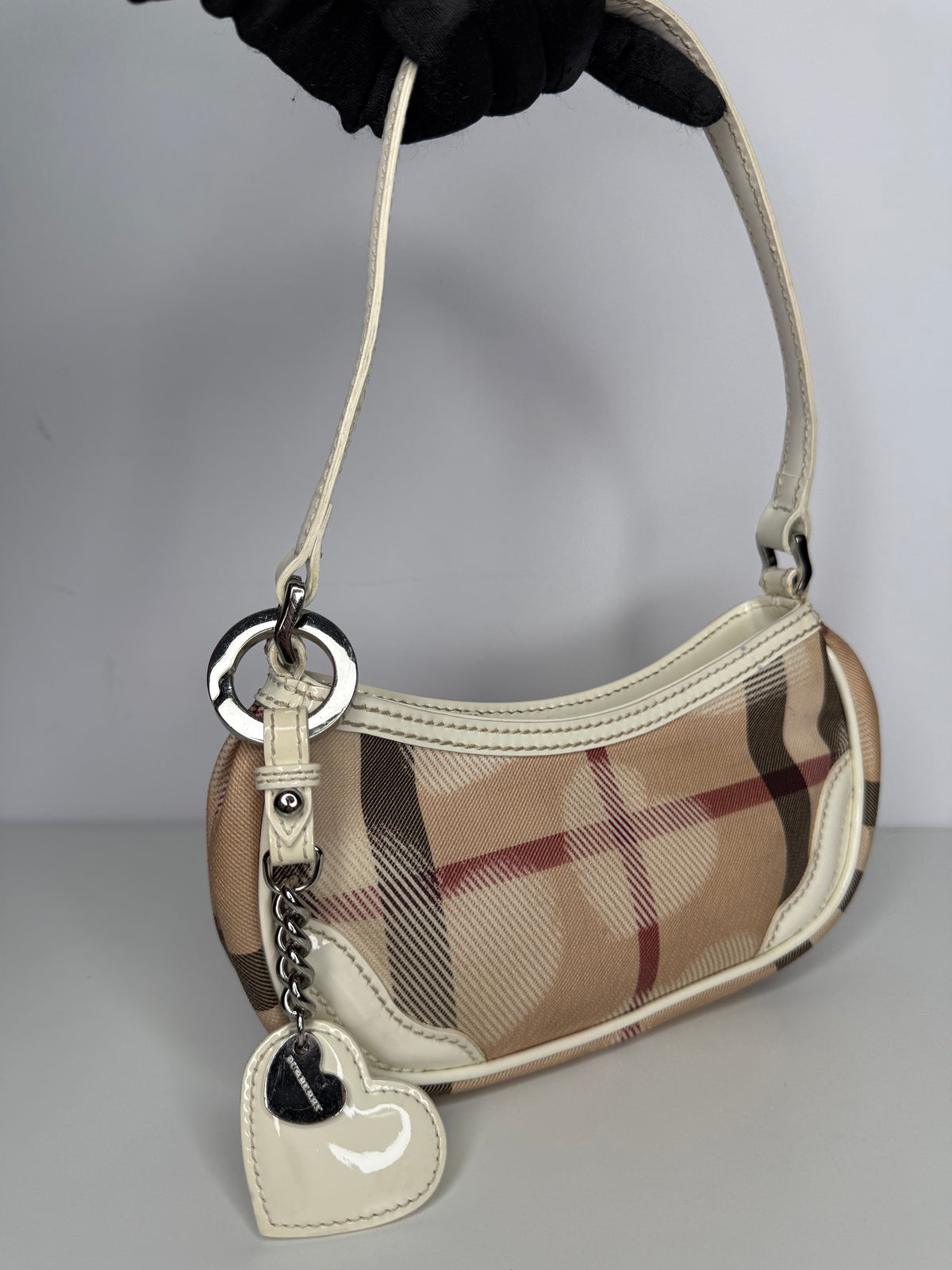 Burberry Painted Hearts Nova Check Pochette