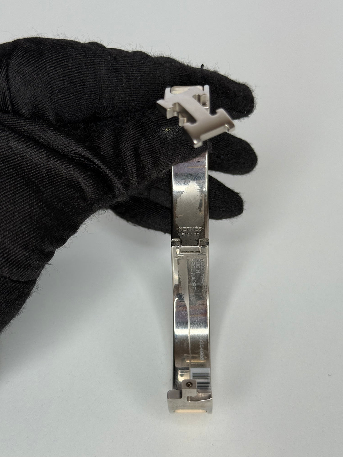 Hermes Beige Nacre Enamel Palladium Plated Clic-Clac H PM Narrow Bracelet