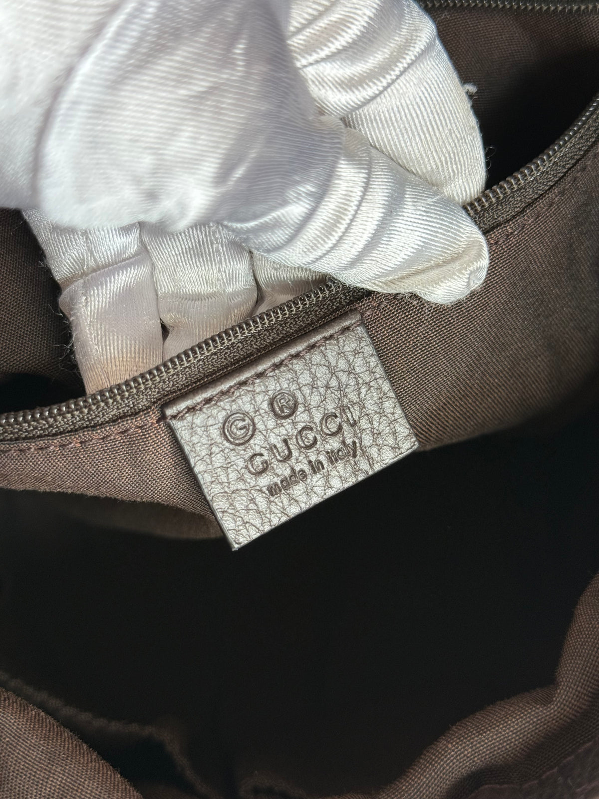 Gucci GG Canvas Medium Sukey Hobo Bag
