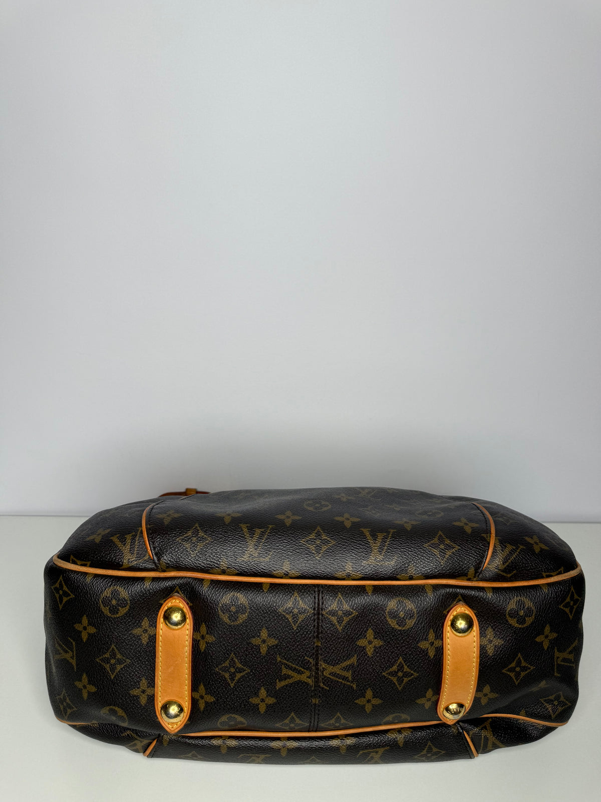 Louis Vuitton Galliera PM Monogram Canvas Hobo Bag
