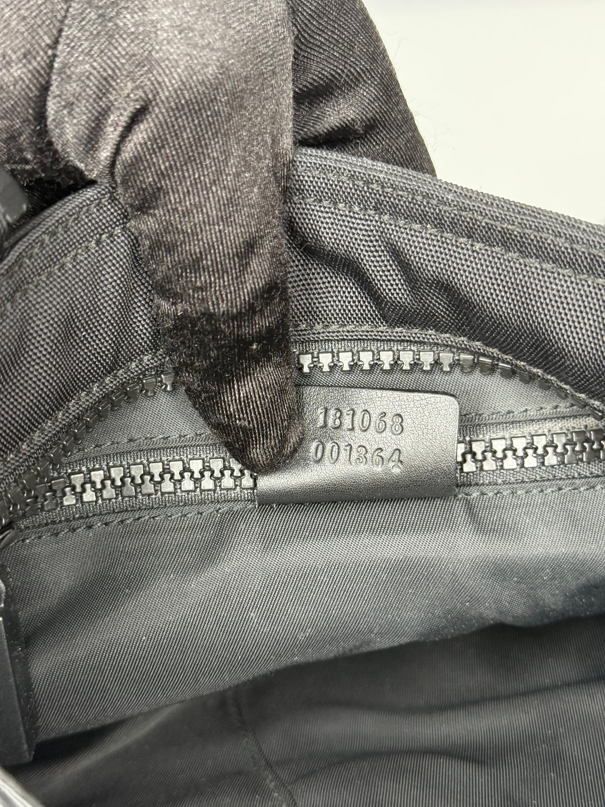Gucci Men’s Nylon Web Interlocking G Messenger Bag Black