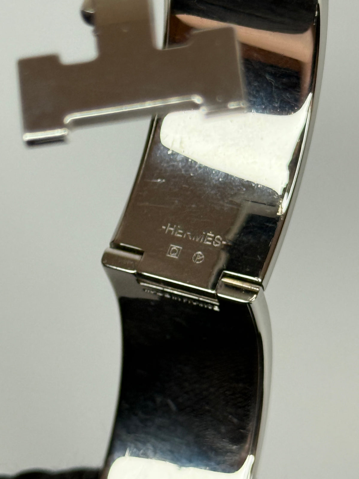 Hermès Orange Clic Clac H Wide Bracelet