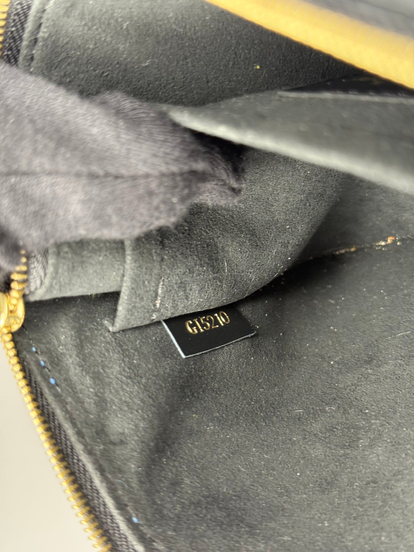 Louis Vuitton Blue/Red Game On Neverfull Pochette