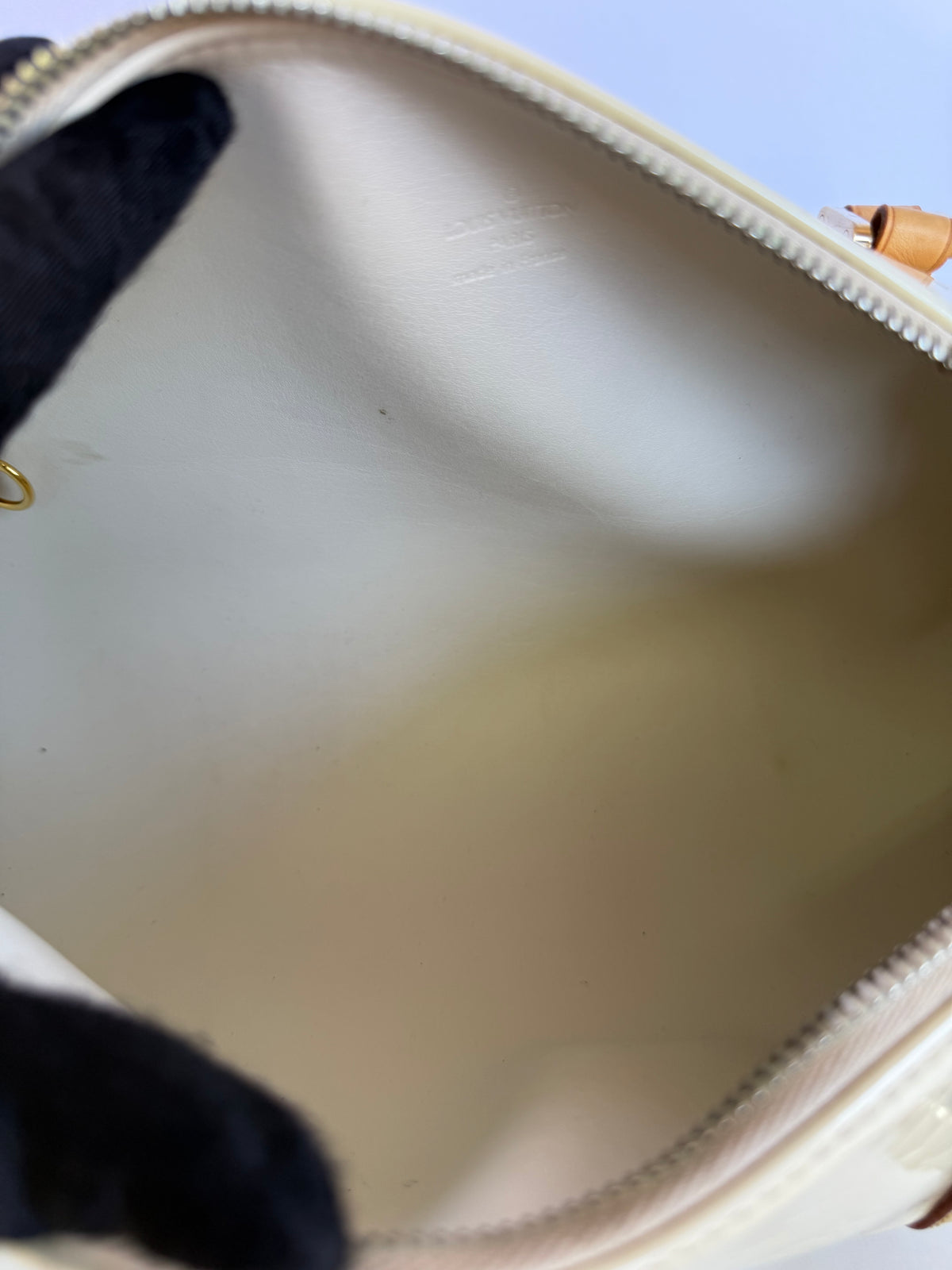 Louis Vuitton Perle Monogram Vernis Bedford Bag