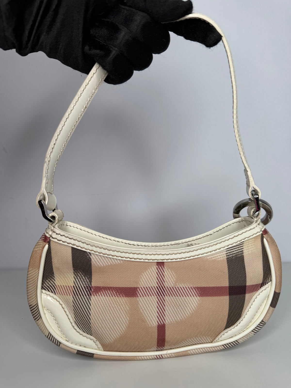 Burberry Painted Hearts Nova Check Pochette