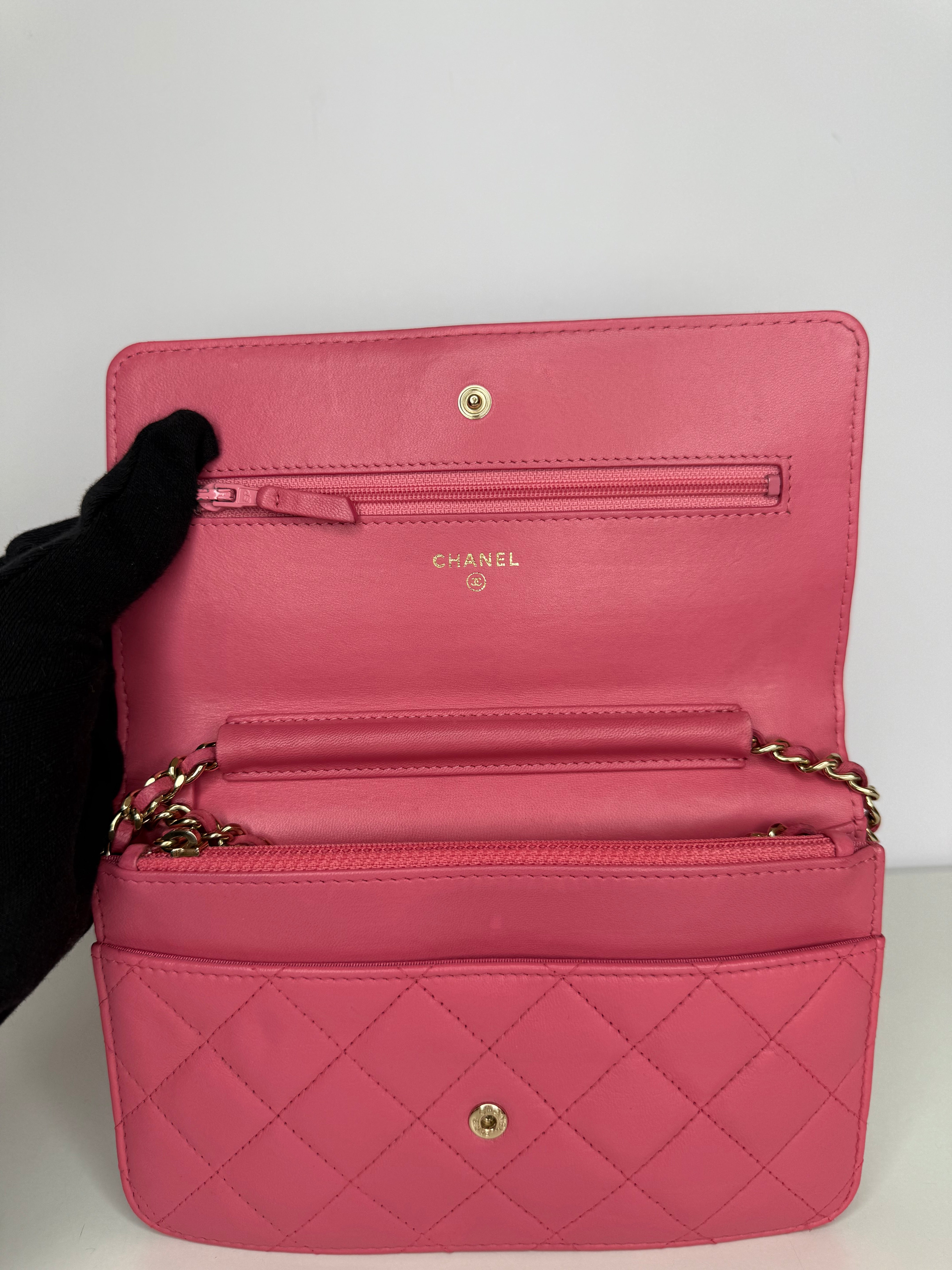 Chanel Pink Quilted Lambskin Emoticon Wallet on Chain
