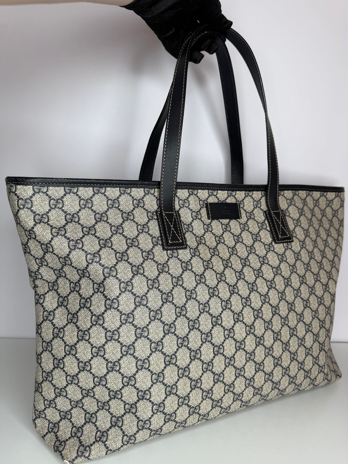 Gucci GG Supreme Coated Canvas Shopping Tote