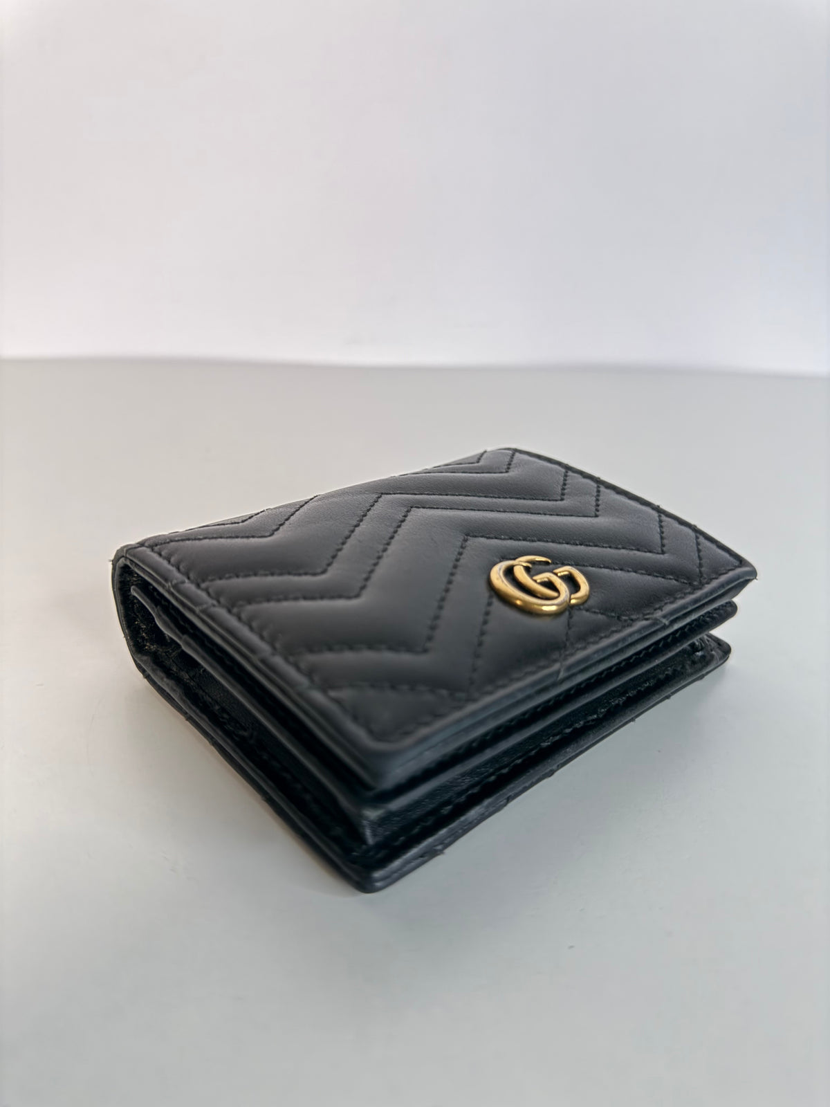 Gucci GG Marmont Black Calfskin Matelasse Card Case Wallet