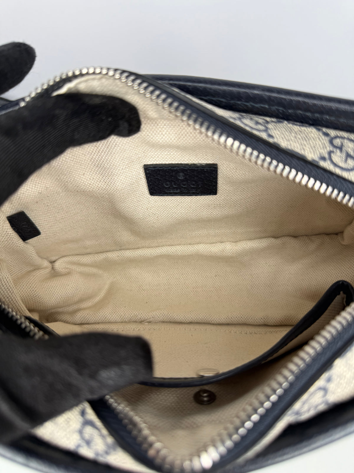 Gucci GG Supreme Mini Retro Crossbody Bag