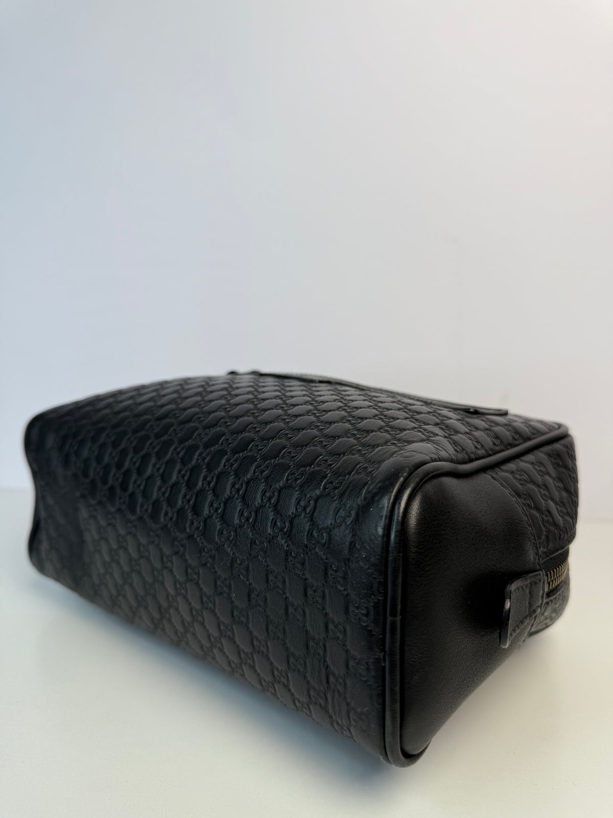 Gucci Men’s Black Microguccissima Toiletry Pouch