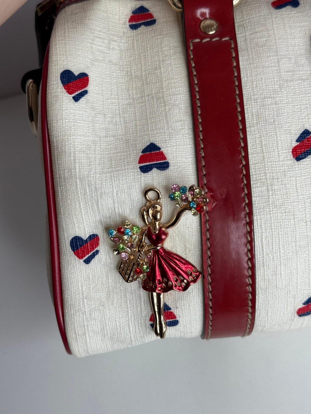 Gucci Red/Cream GG Supreme Valentines Day Joy Boston Bag (Limited Edition)