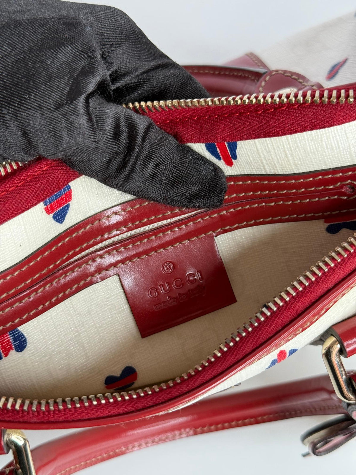 Gucci Red/Cream GG Supreme Valentines Day Joy Boston Bag (Limited Edition)