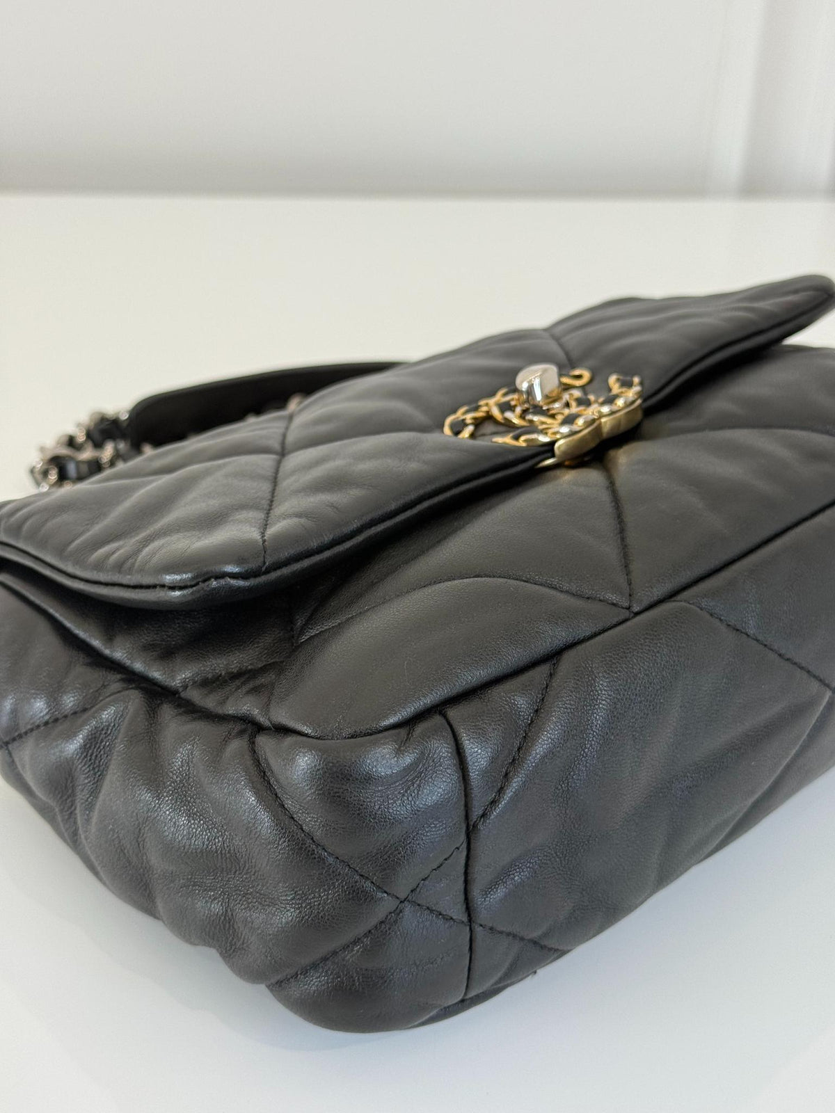 Chanel 19 Black Quilted Calfskin Small Flap Gold/Ruthenium Hardware